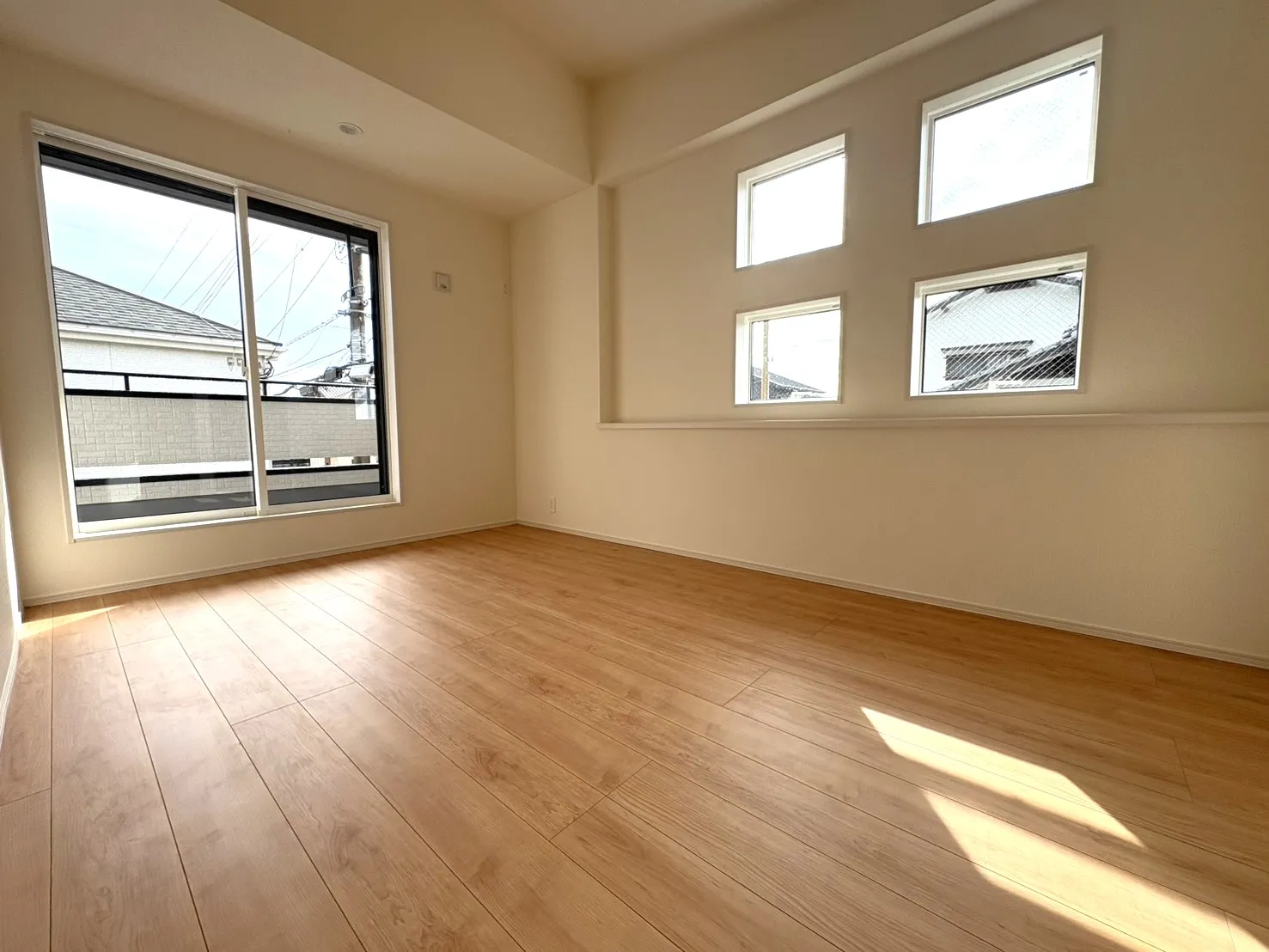 洋室　①号棟　2025年10月撮影