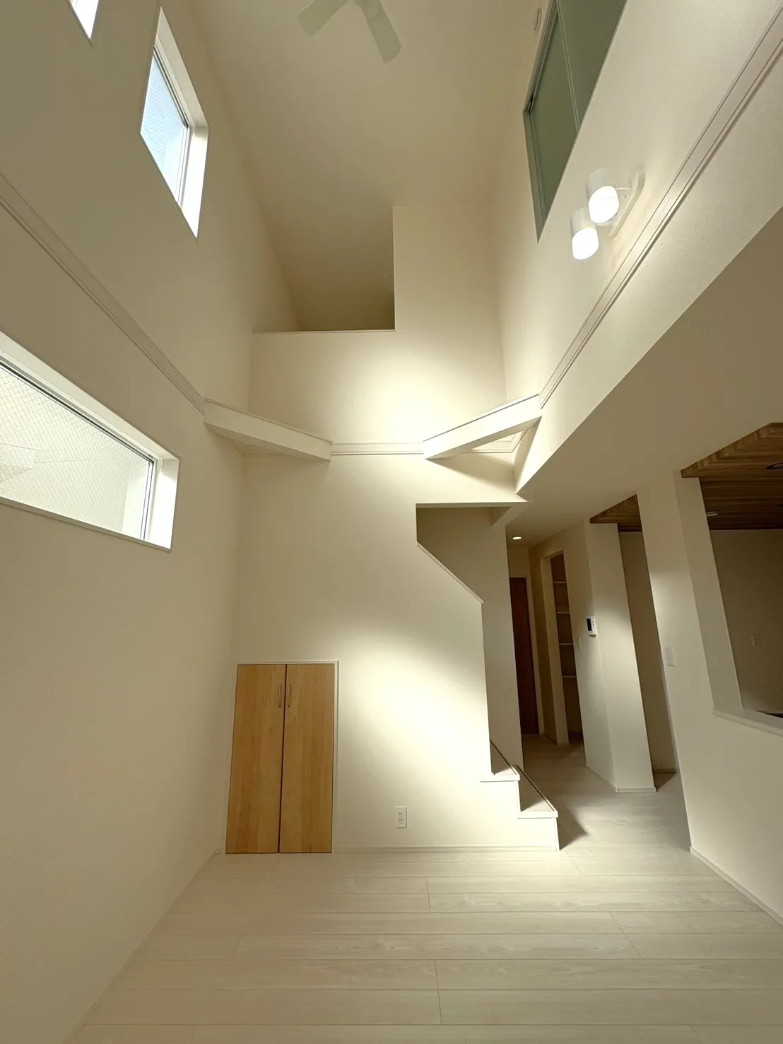 リビング　②号棟　2025年10月撮影