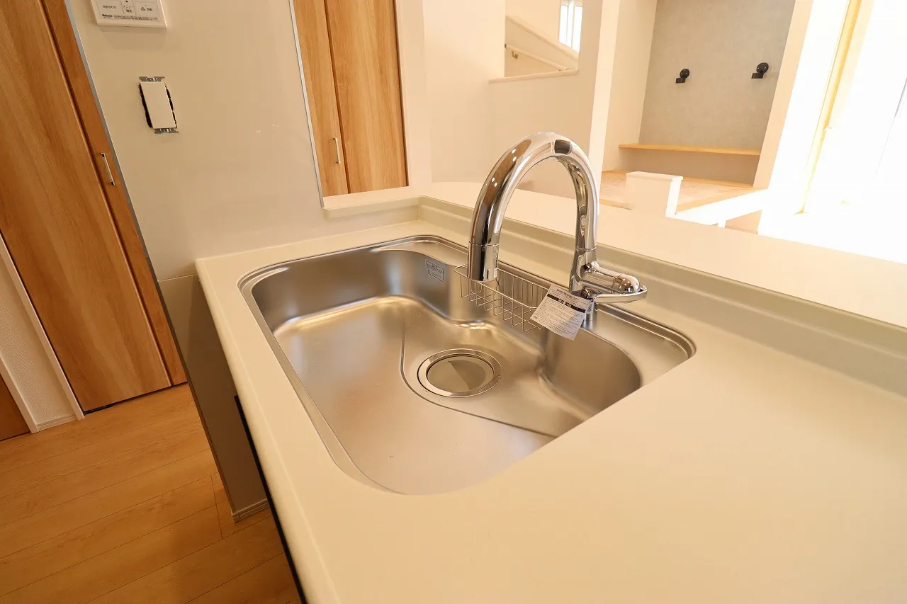 ①号棟 キッチン(タッチレス水栓)