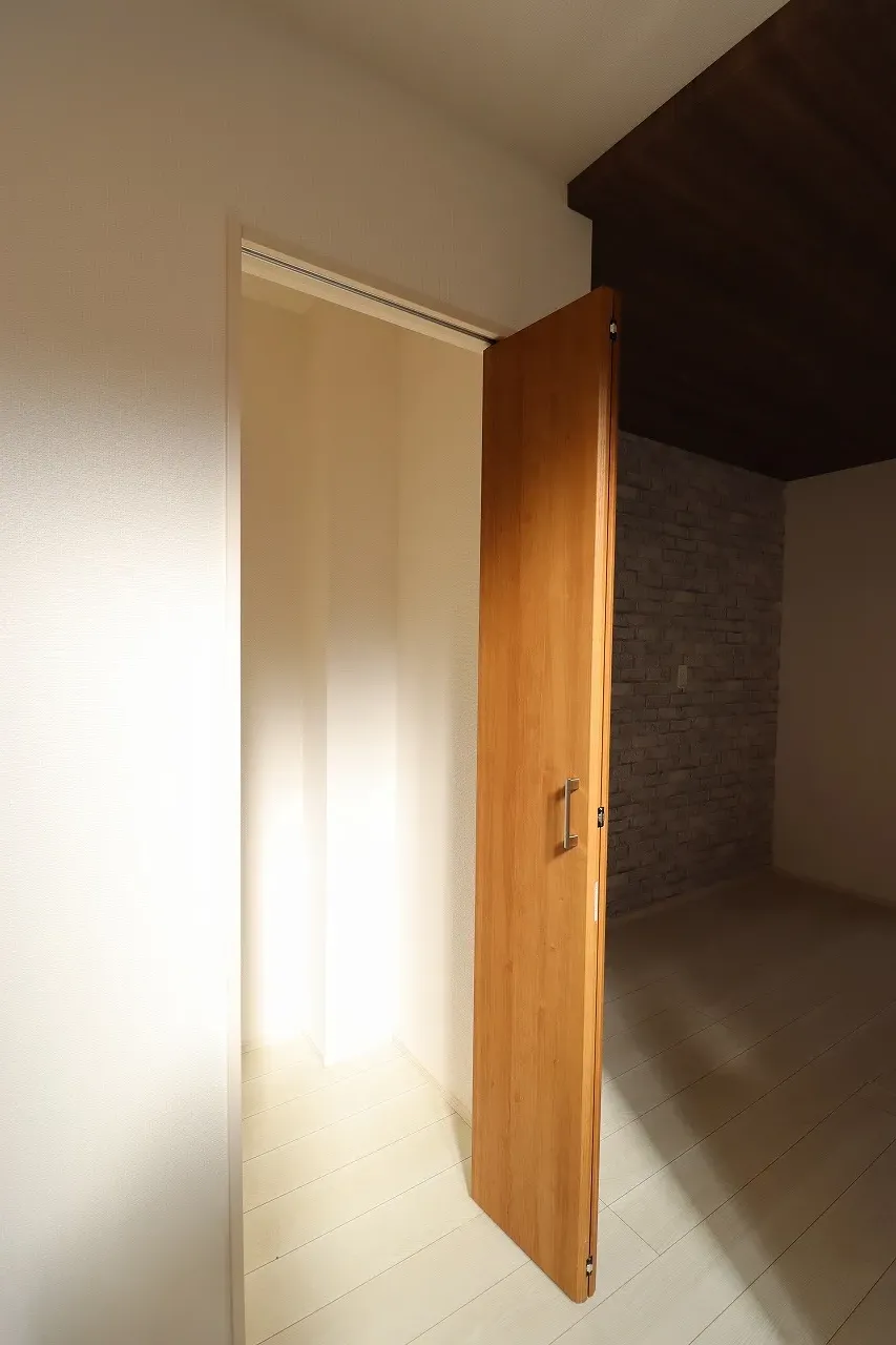 ②号棟　LDK(収納)