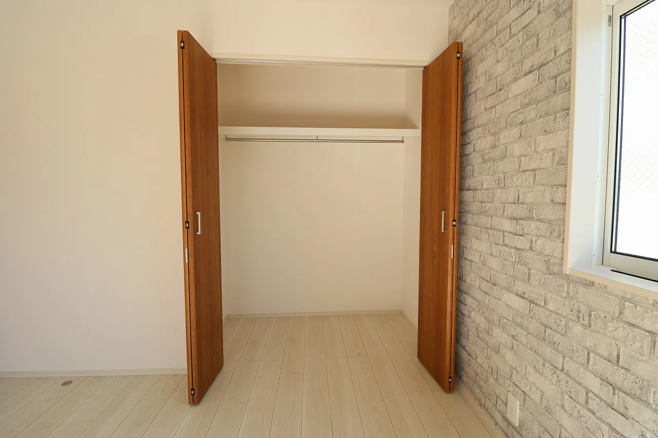 ②号棟　洋室A(クローゼット)