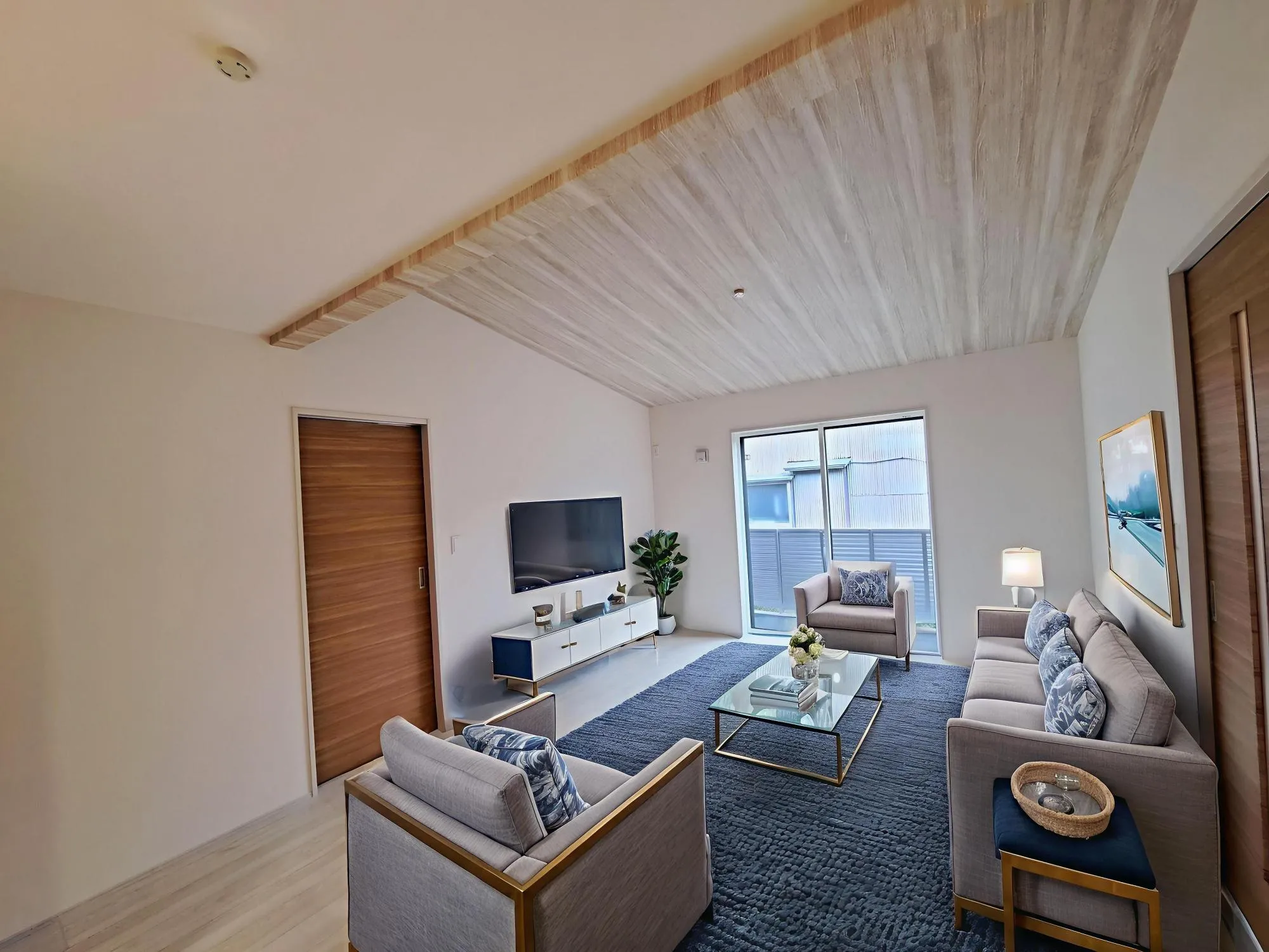 ■リビング(イメージ)CGで加工しております。家具付き物件ではございません。