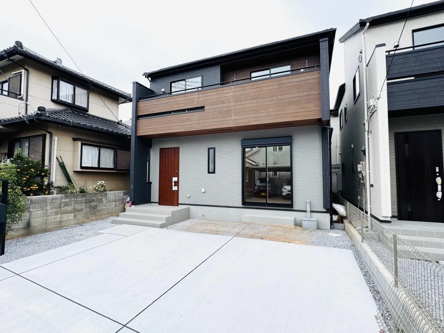 【外観:1号棟】