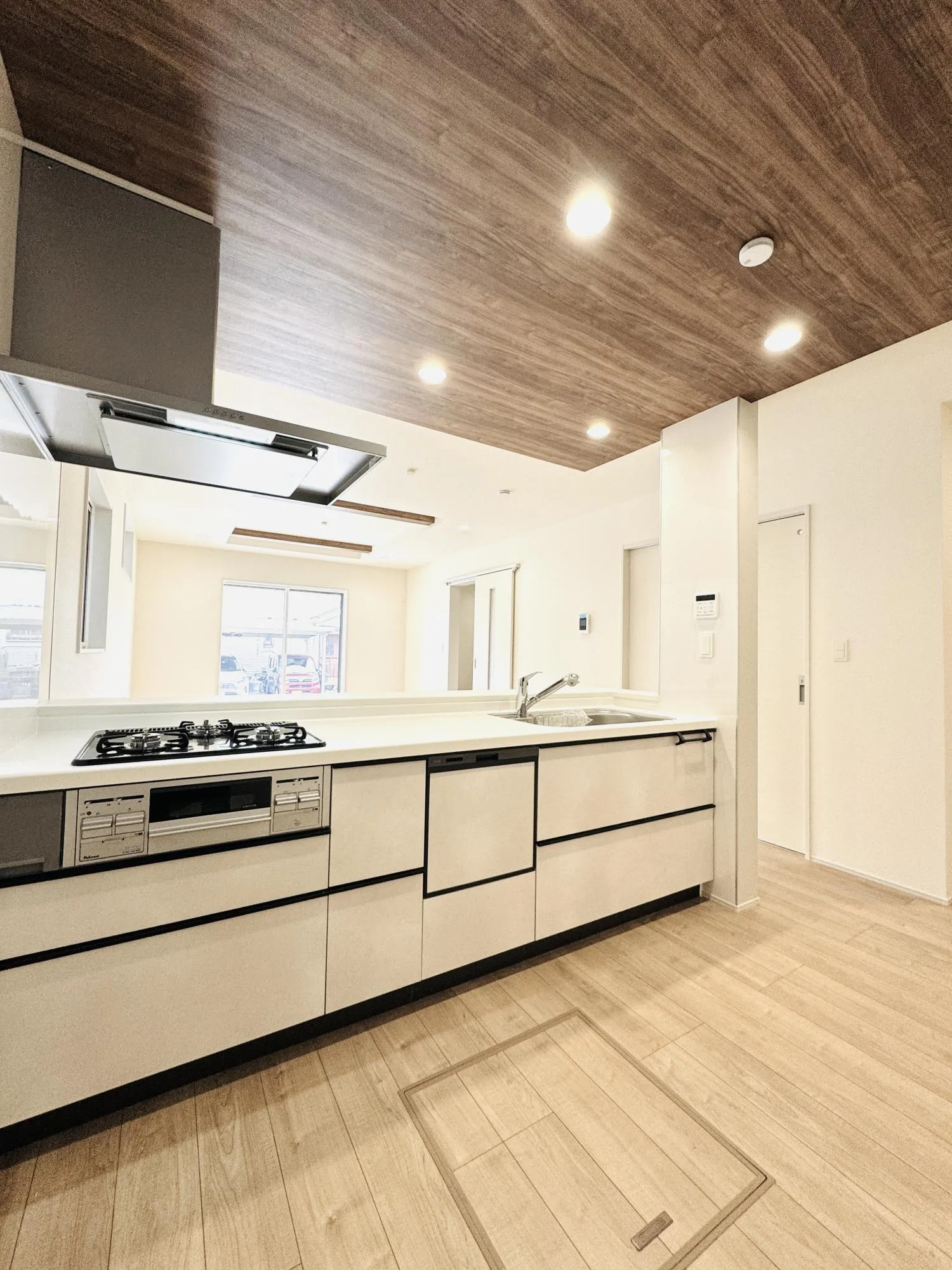 【キッチン:1号棟】