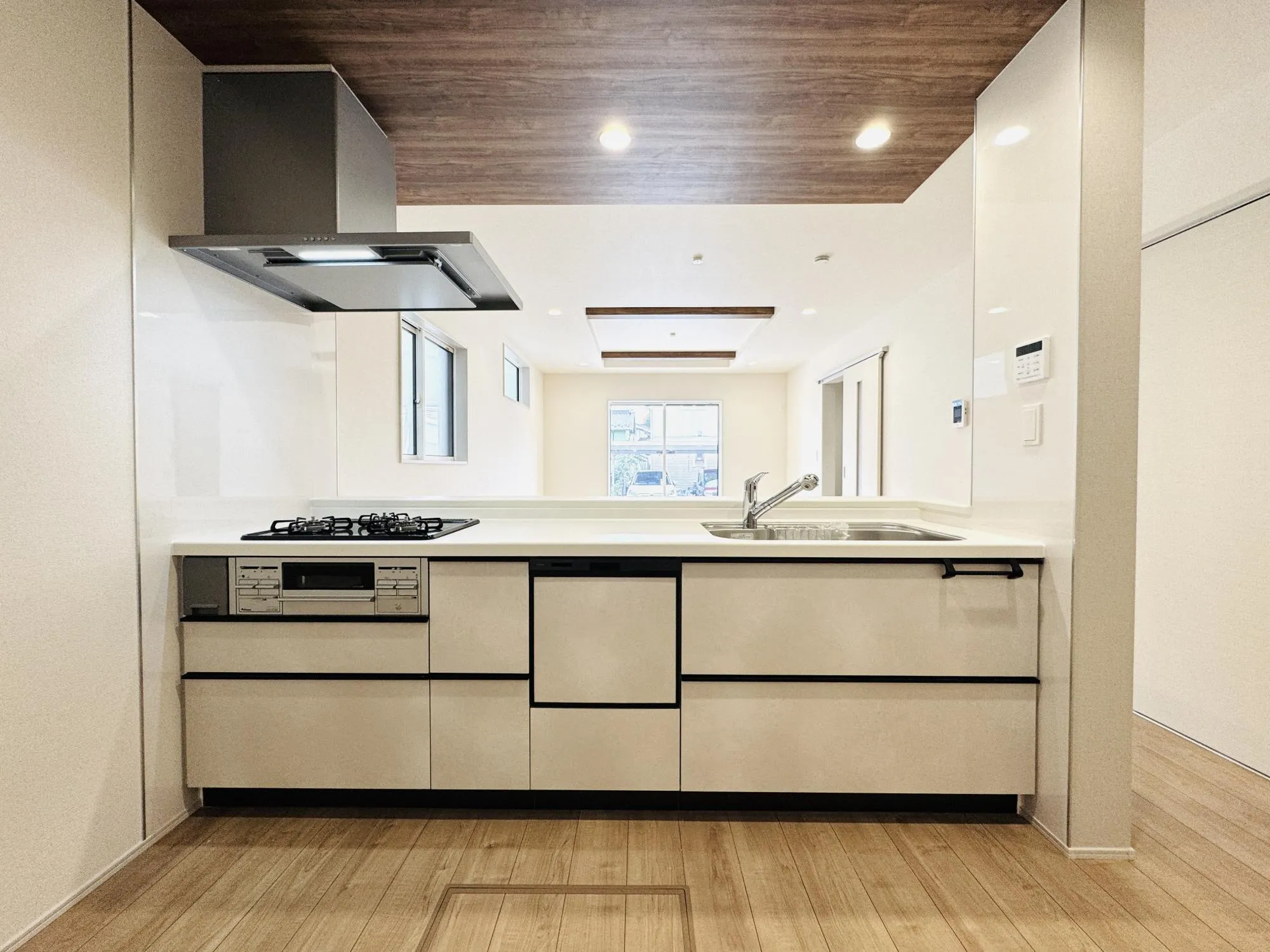 【キッチン:1号棟】