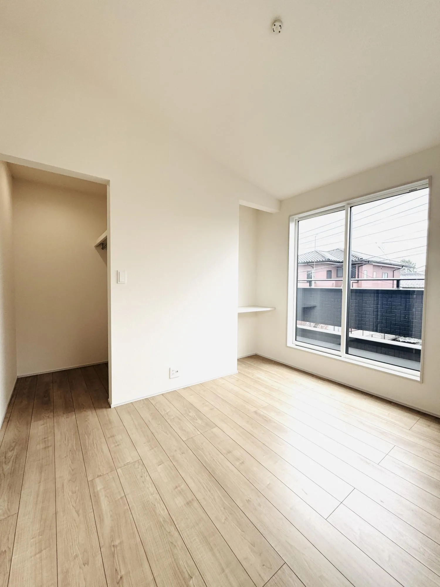 【洋室5.25帖南:1号棟】