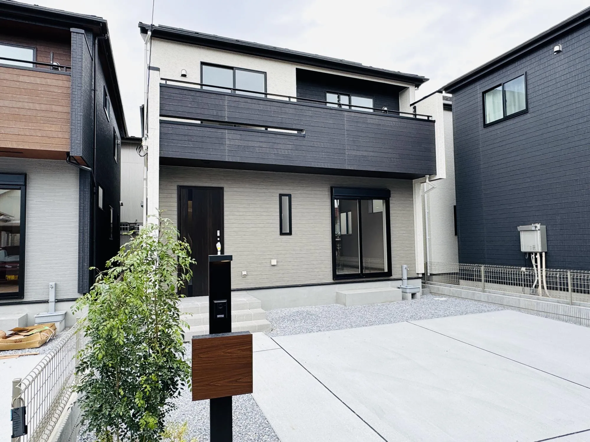 【外観:2号棟】