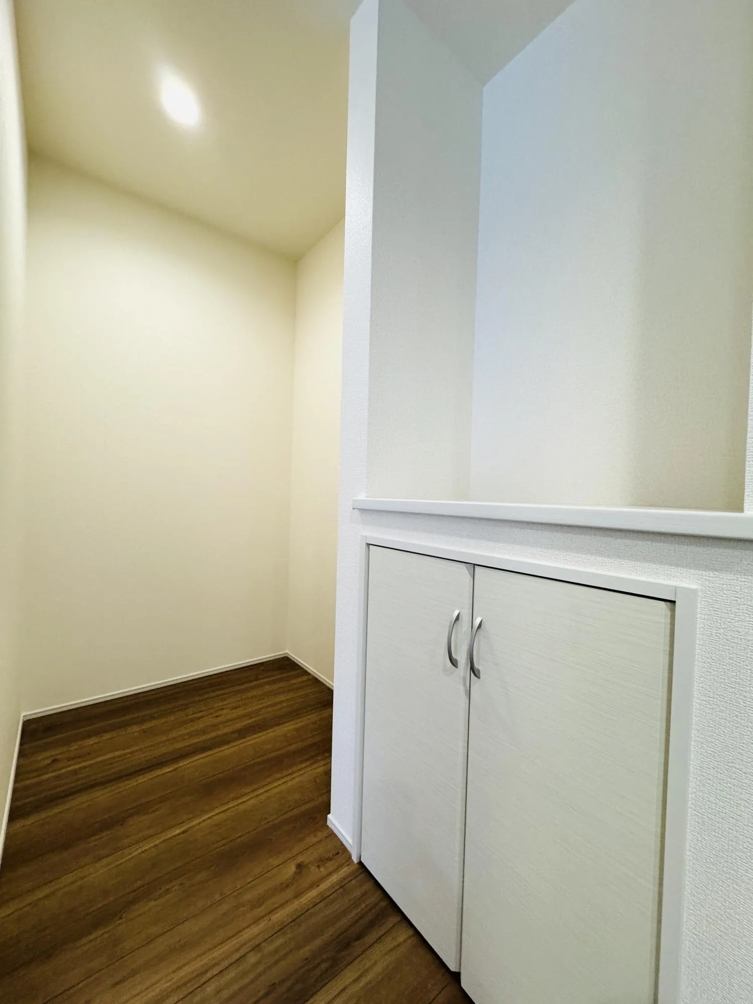 【カウンター&パントリー:2号棟】