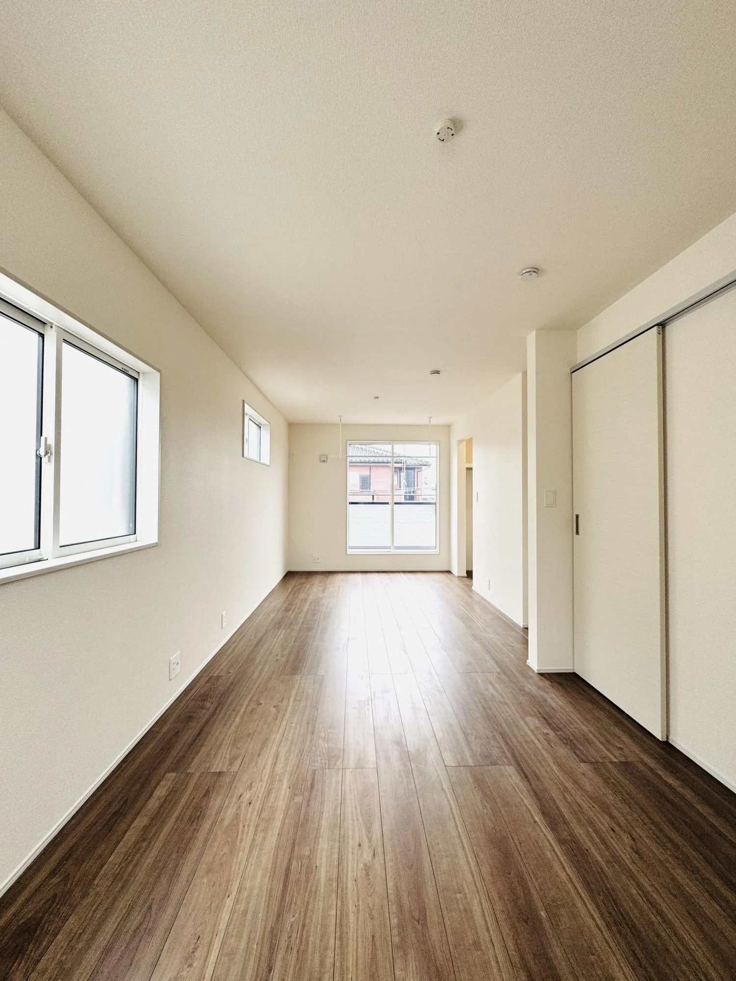 【主寝室11.25帖:2号棟】