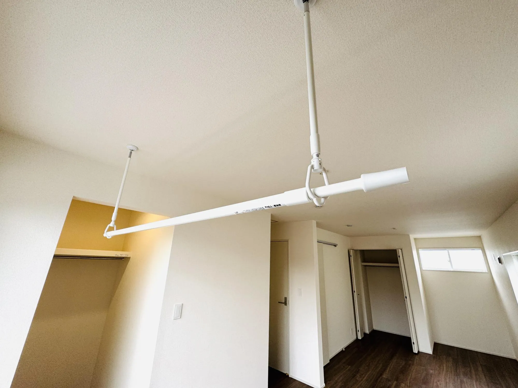 【室内物干:2号棟】