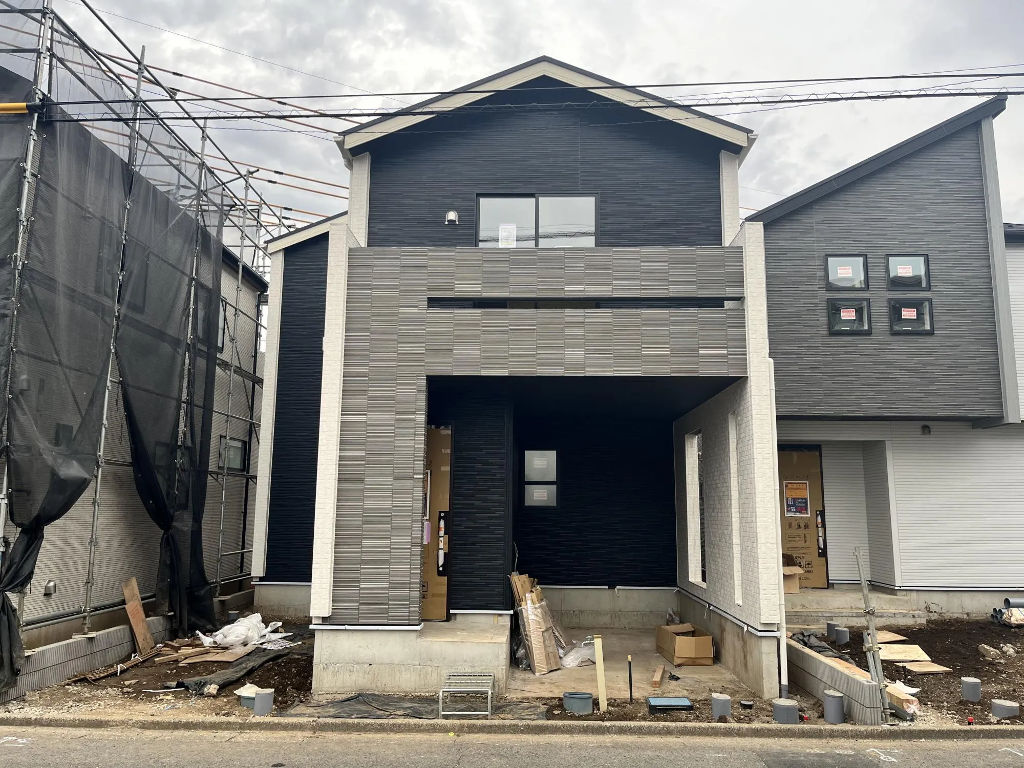 ③号棟足場ばれ