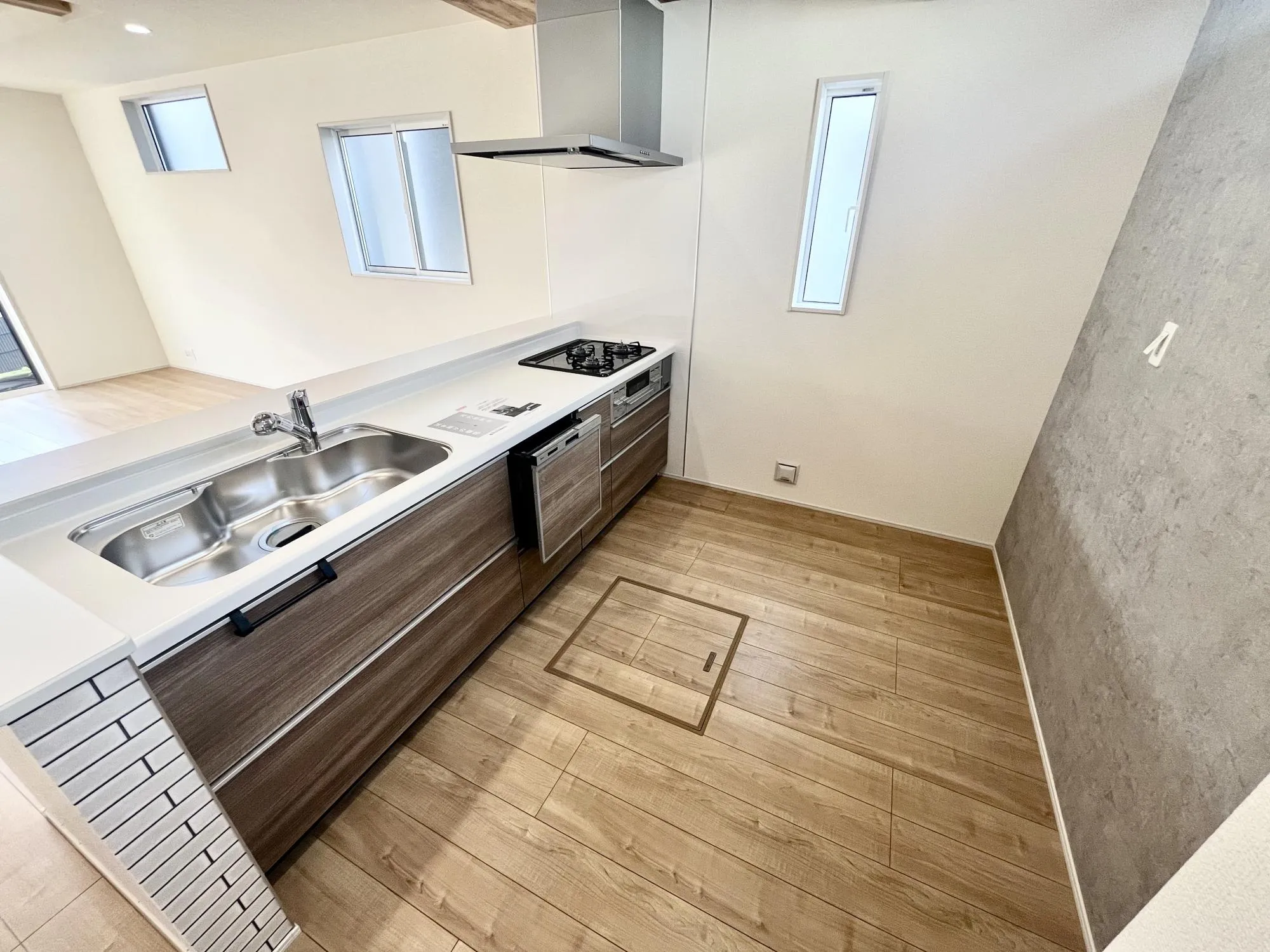 お料理をしながら会話も弾むフルオープンカウンターキッチン【4号棟】