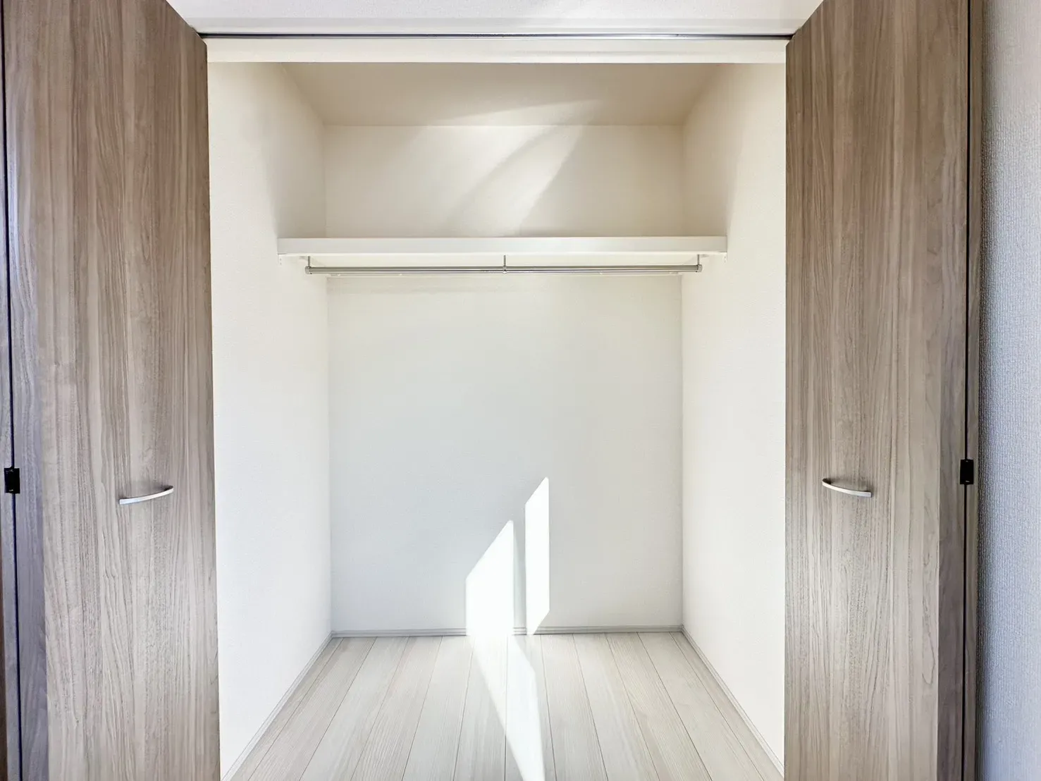 3号棟:2階 居室 収納