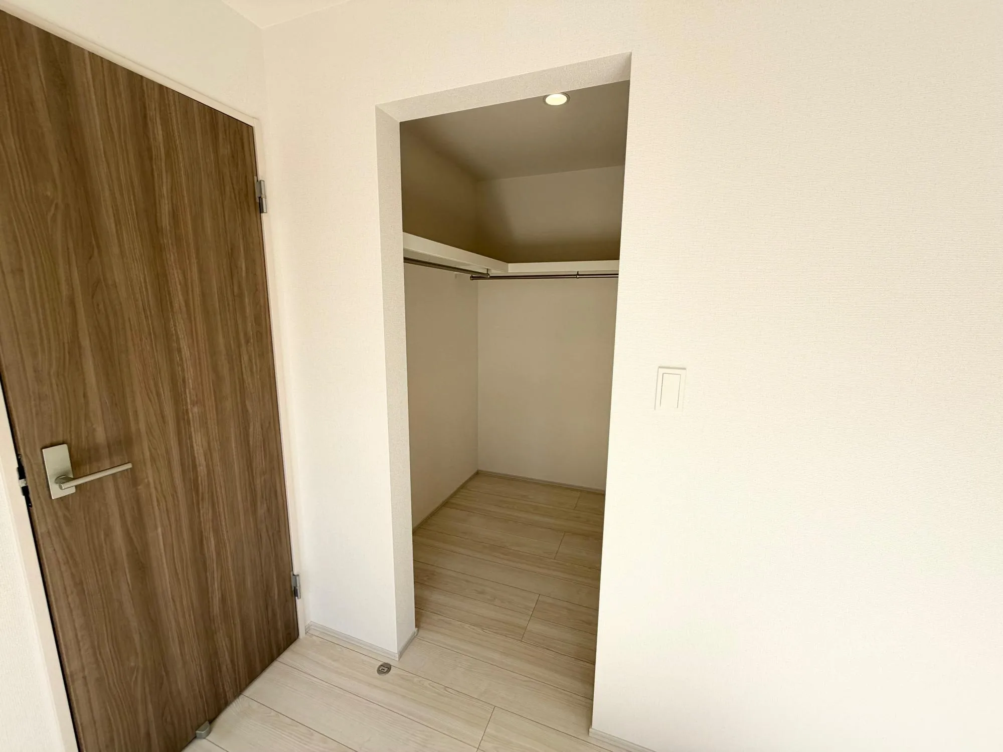 1号棟　ウォークインクローゼット