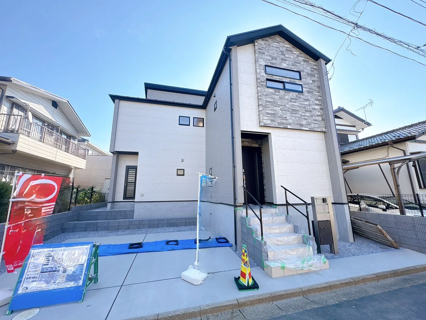 【販売現地】繰り返す地震に強い制震ダンパー導入♪