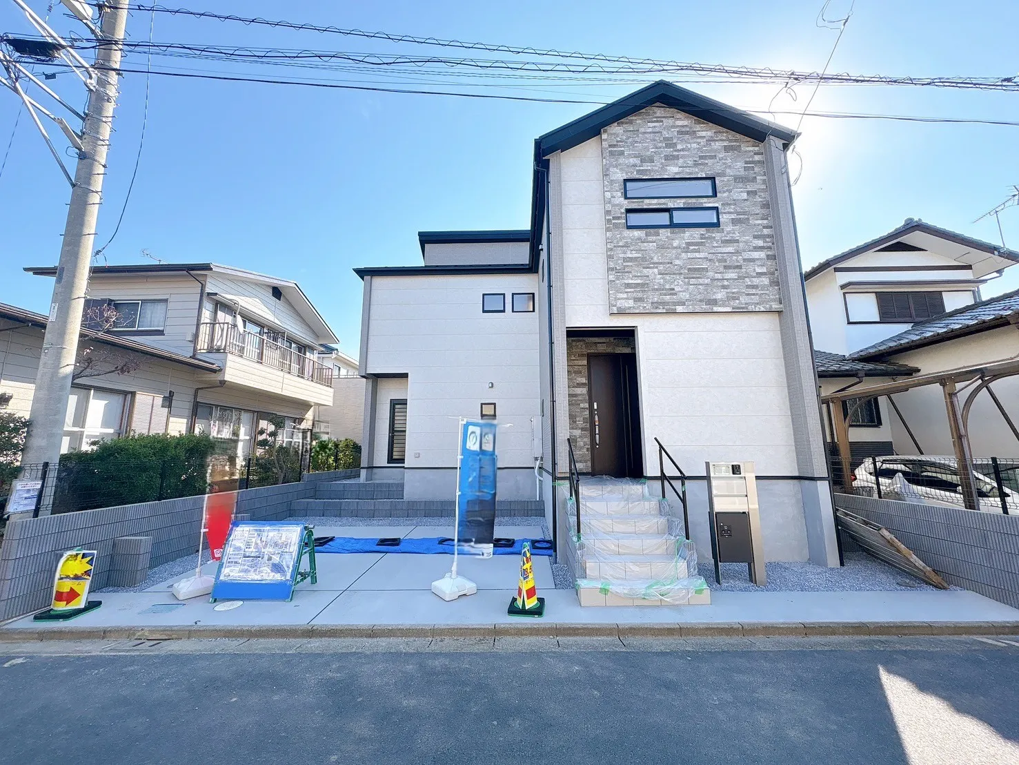 【販売現地】大型商業複合施設、公共施設徒歩圏内♪