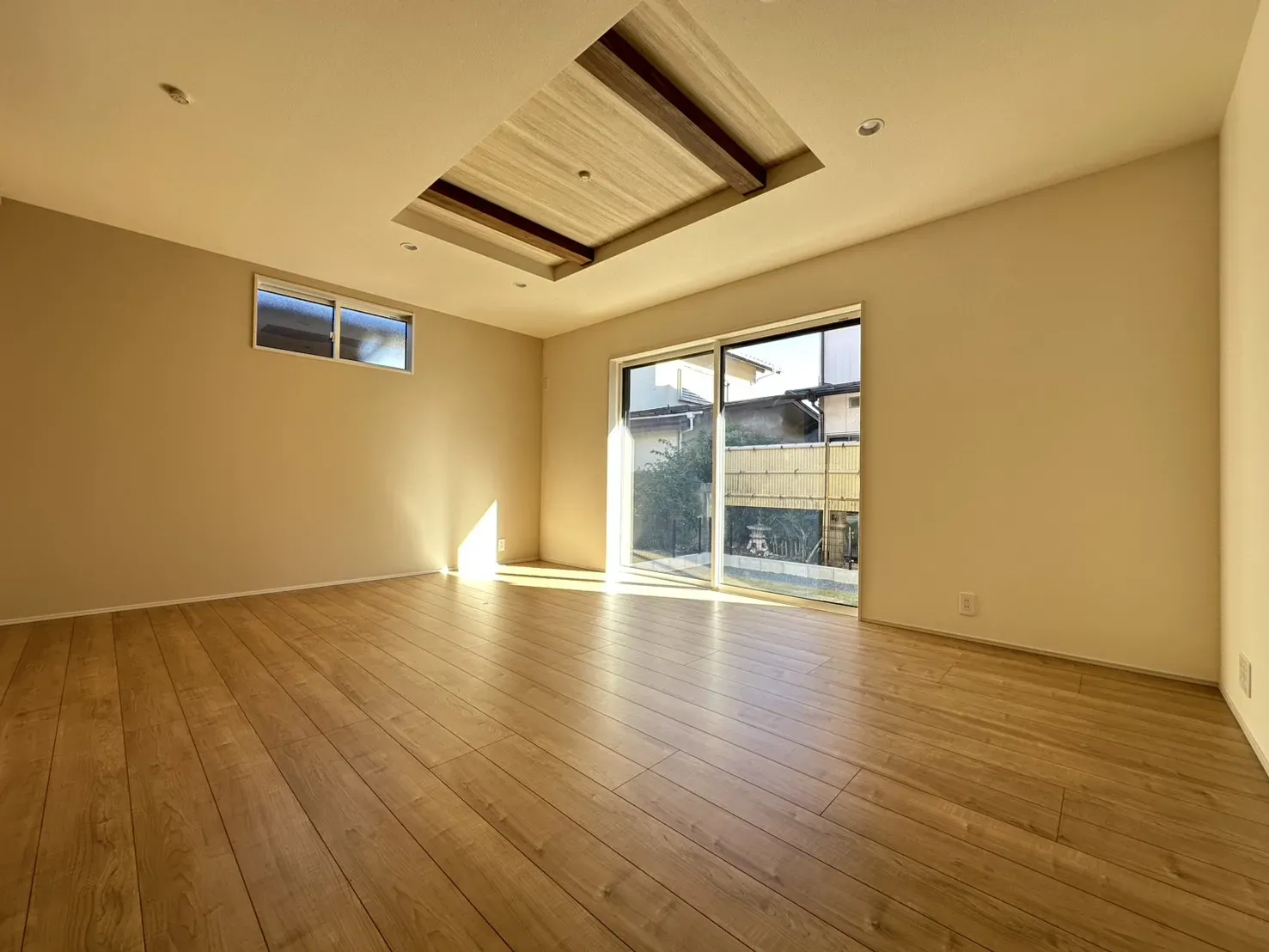 2号棟　LDK(18.75帖)