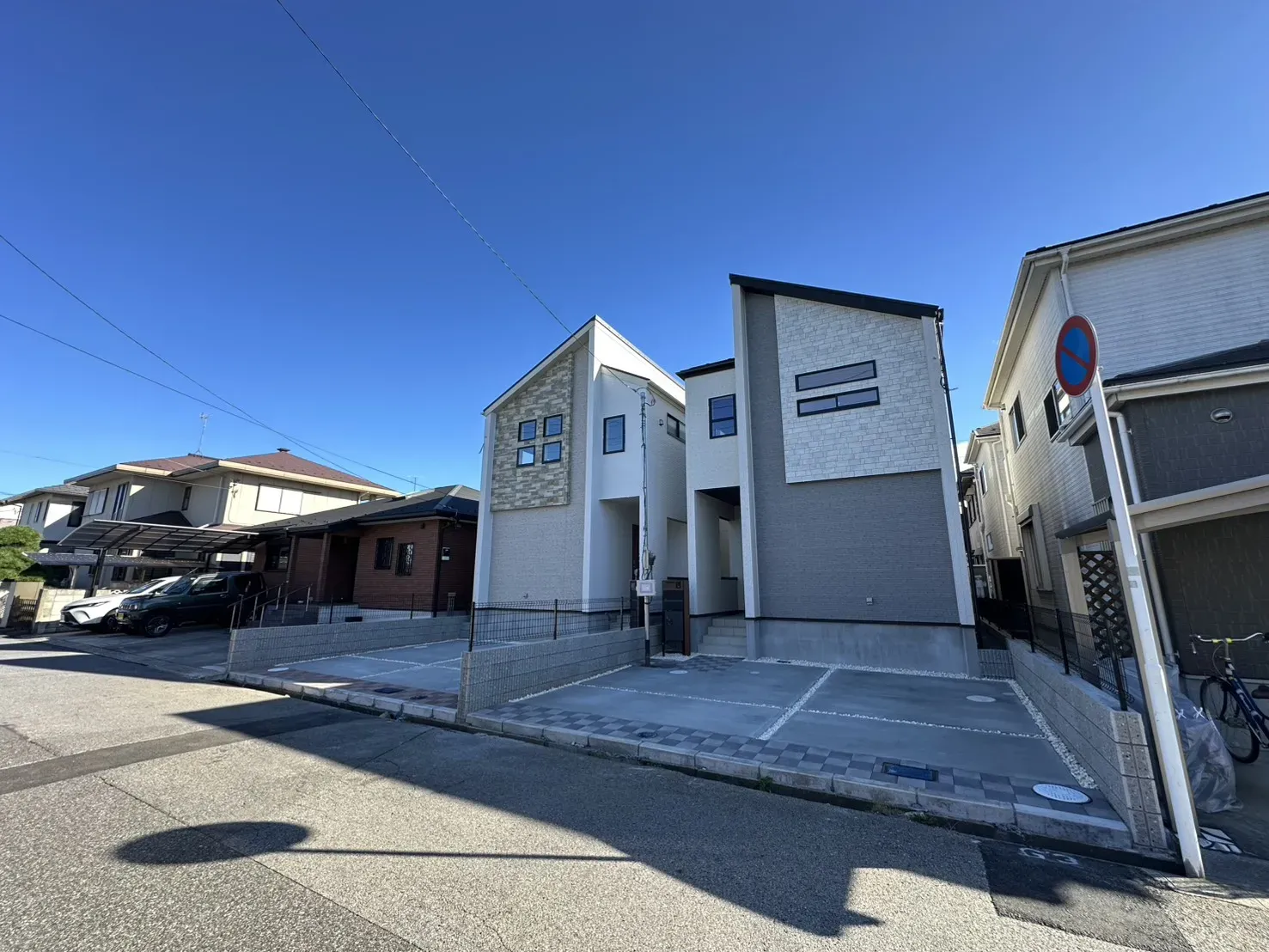 右:1号棟　左:2号棟