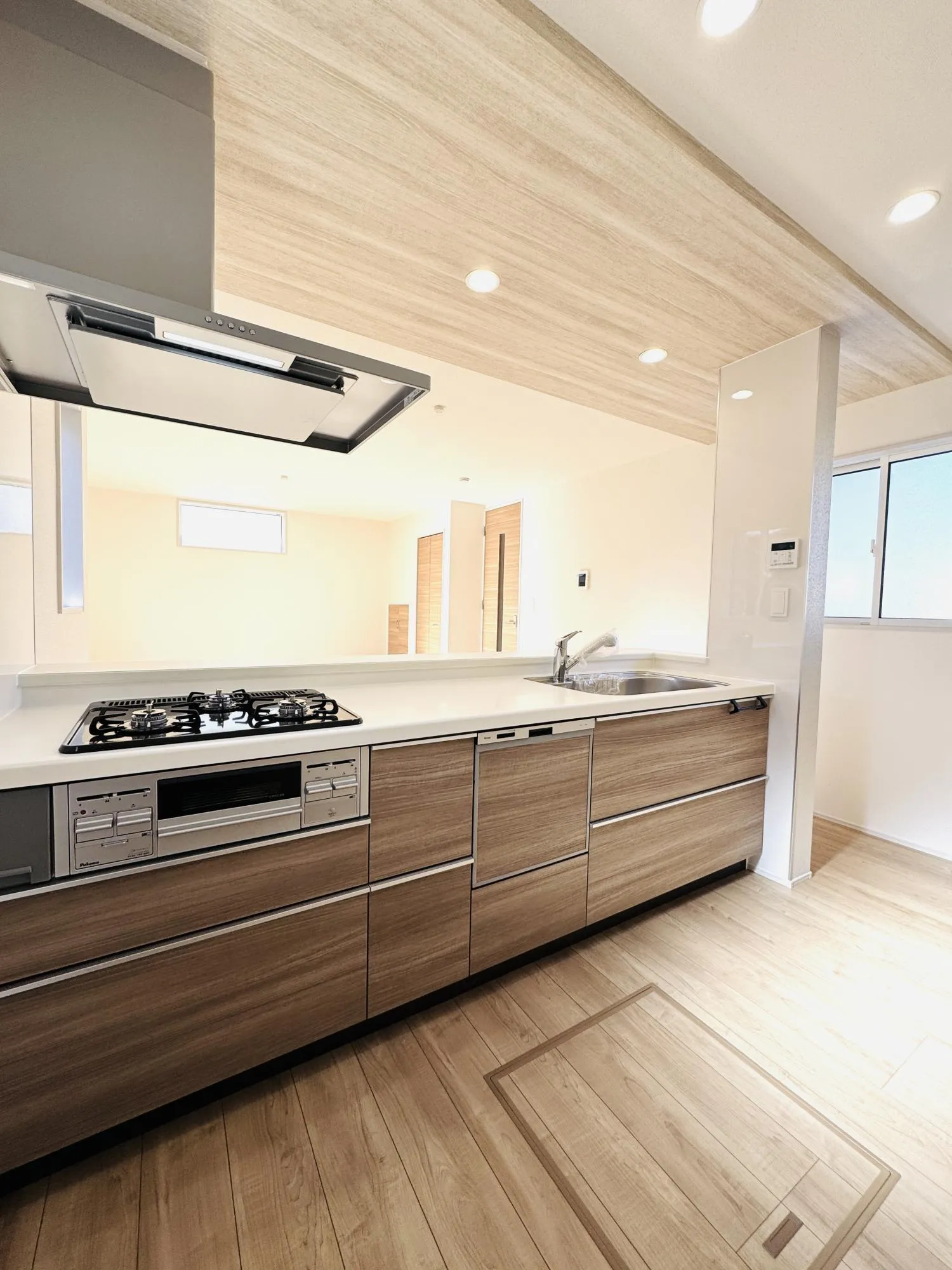 【1号棟:キッチン】