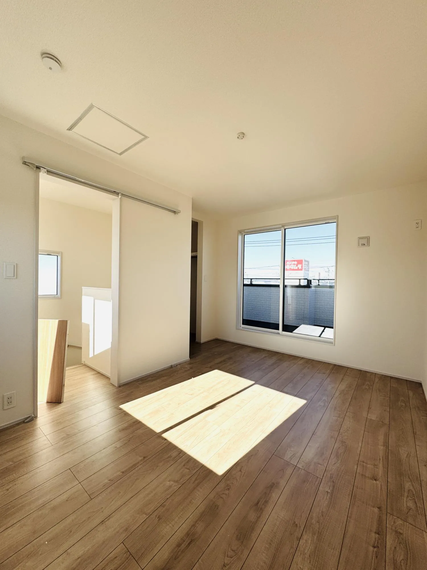 【1号棟:3階洋室6.75帖】