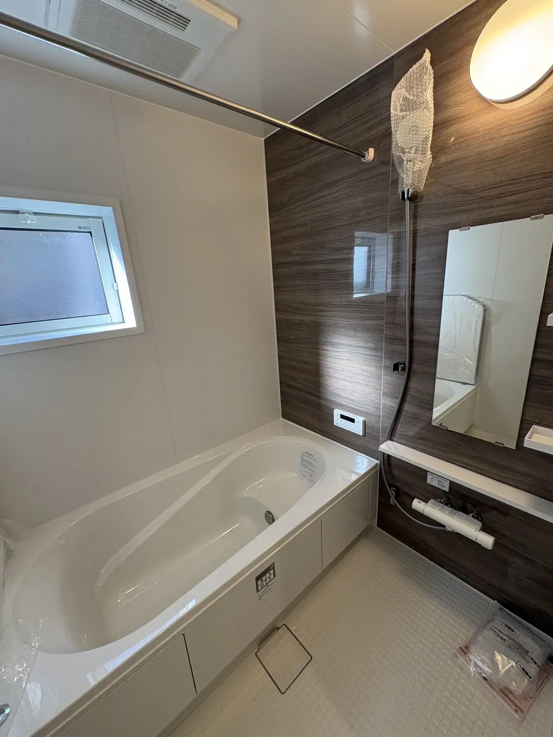 【浴室】乾燥・冷暖房付きです