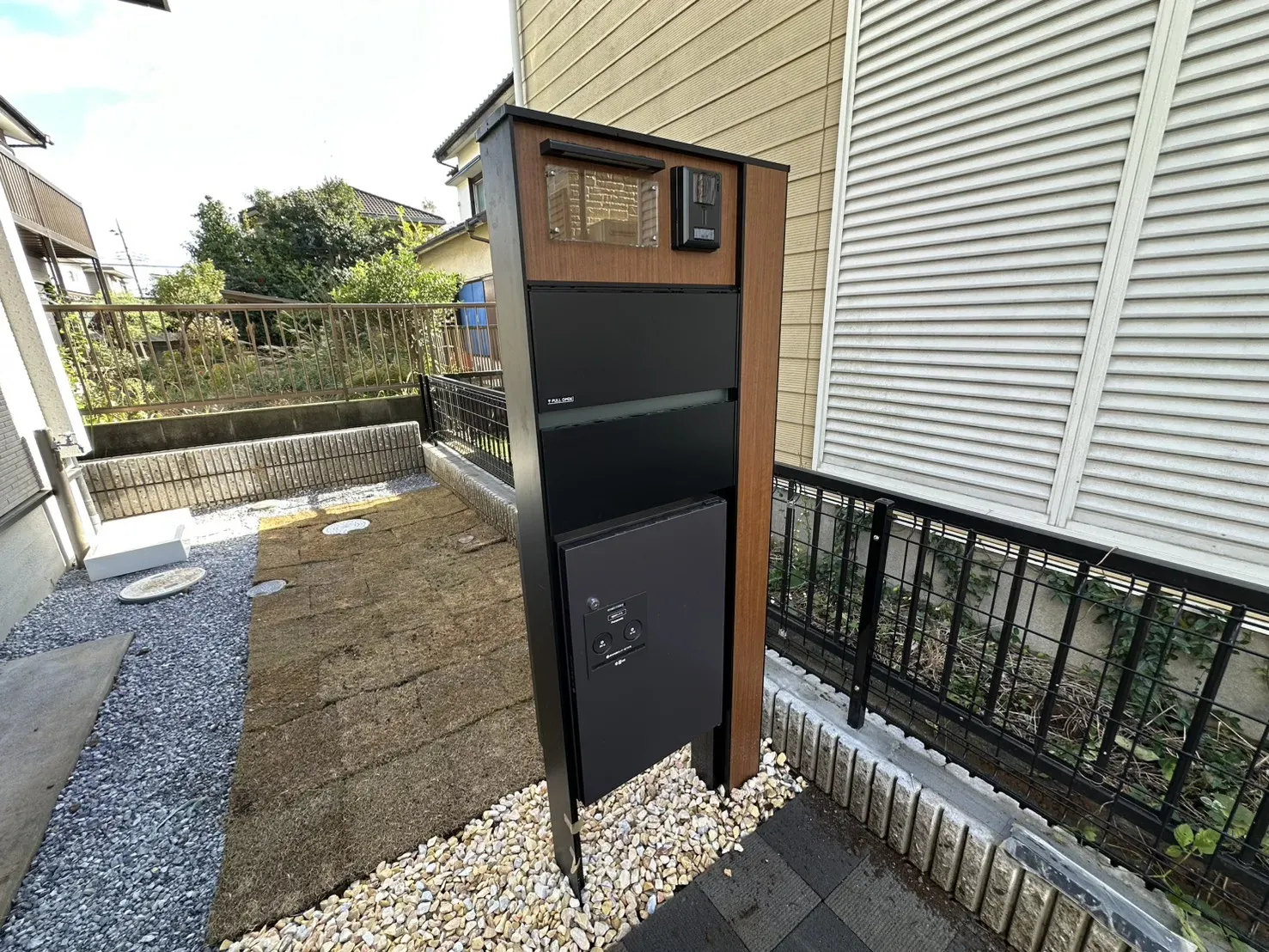 2号棟　宅配ボックス