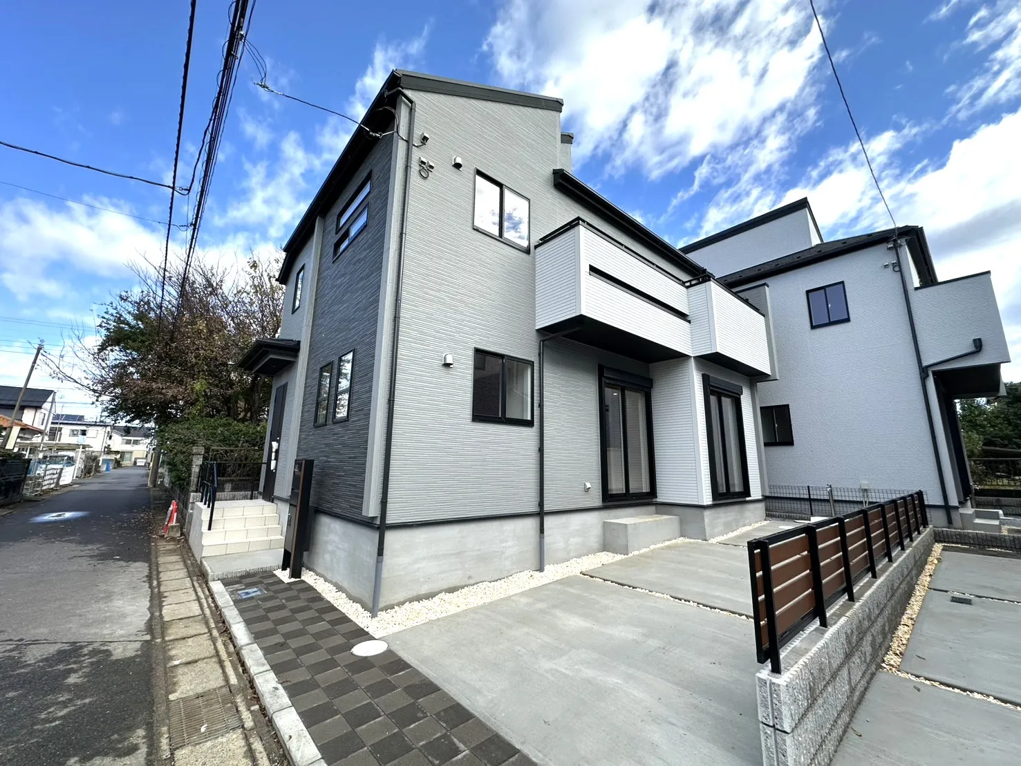 手前 1号棟(契約済)　奥 2号棟