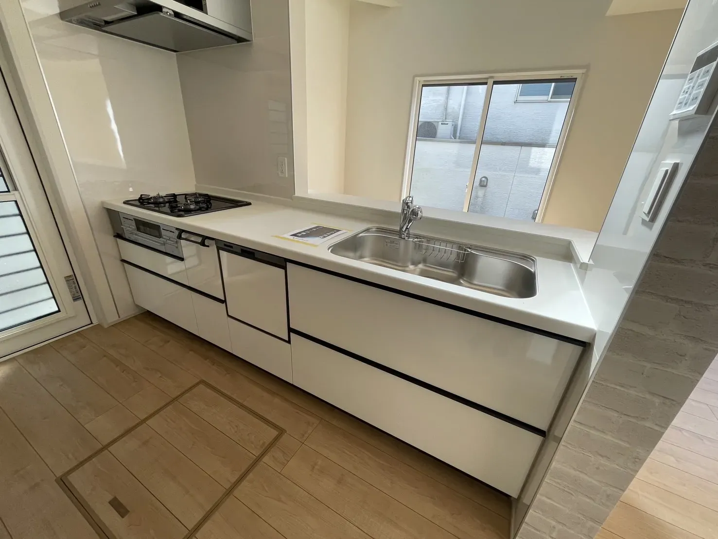 【②号棟キッチン】