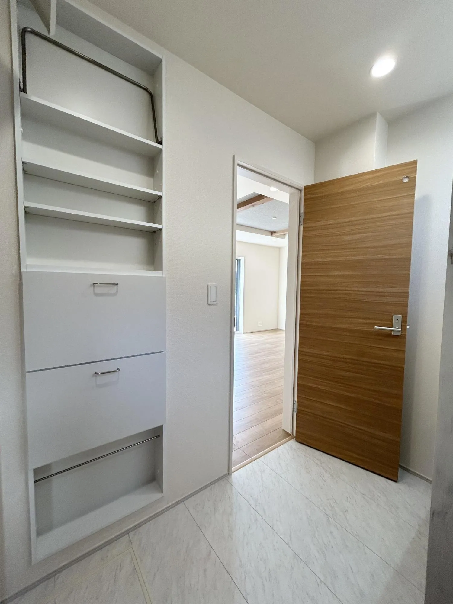 【洗面収納】コンパクトな空間を機能的にするサニタリー収納。