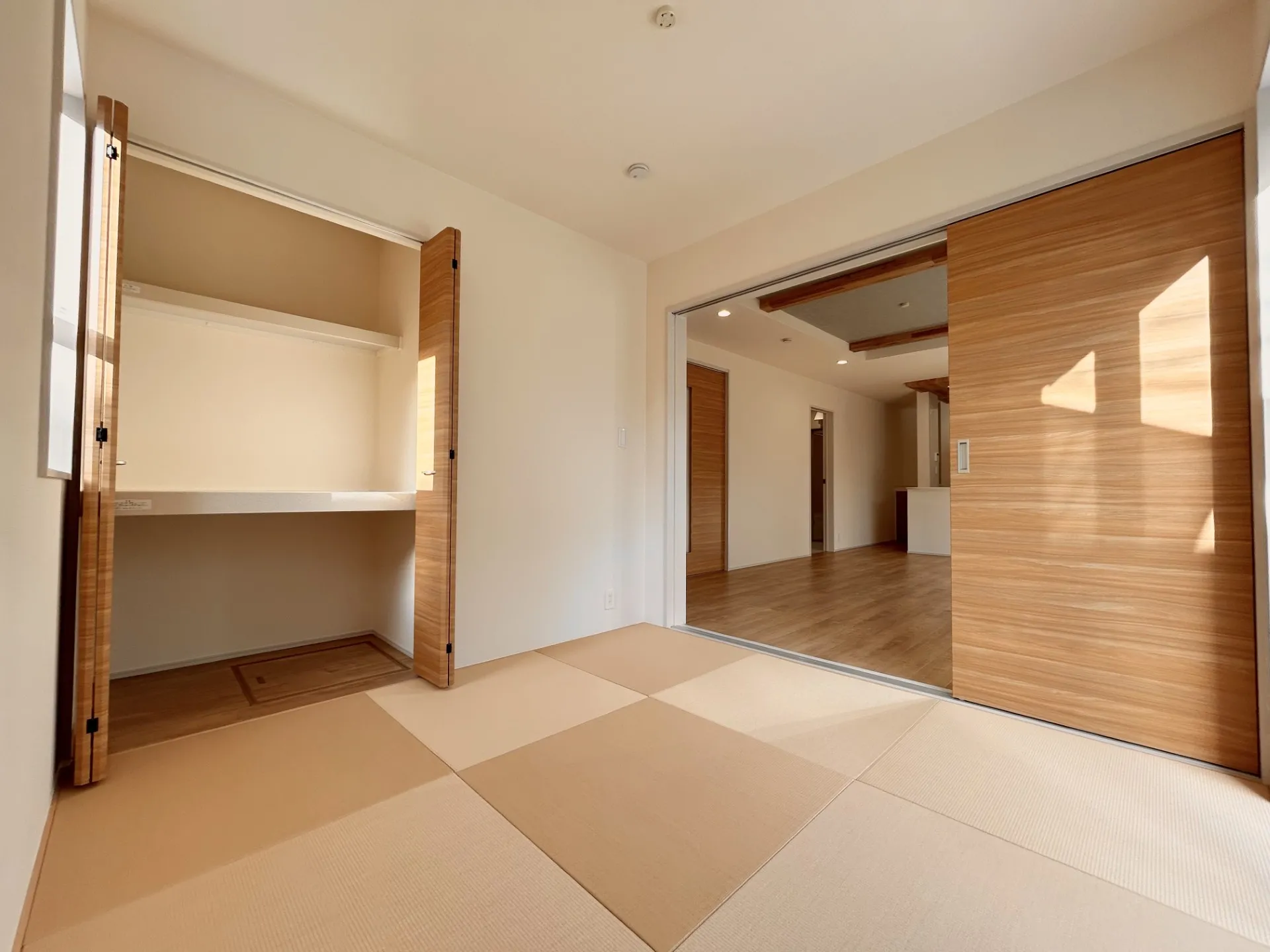 【和室】収納付きで使い勝手◎ 客間にもキッズスペースにも対応。