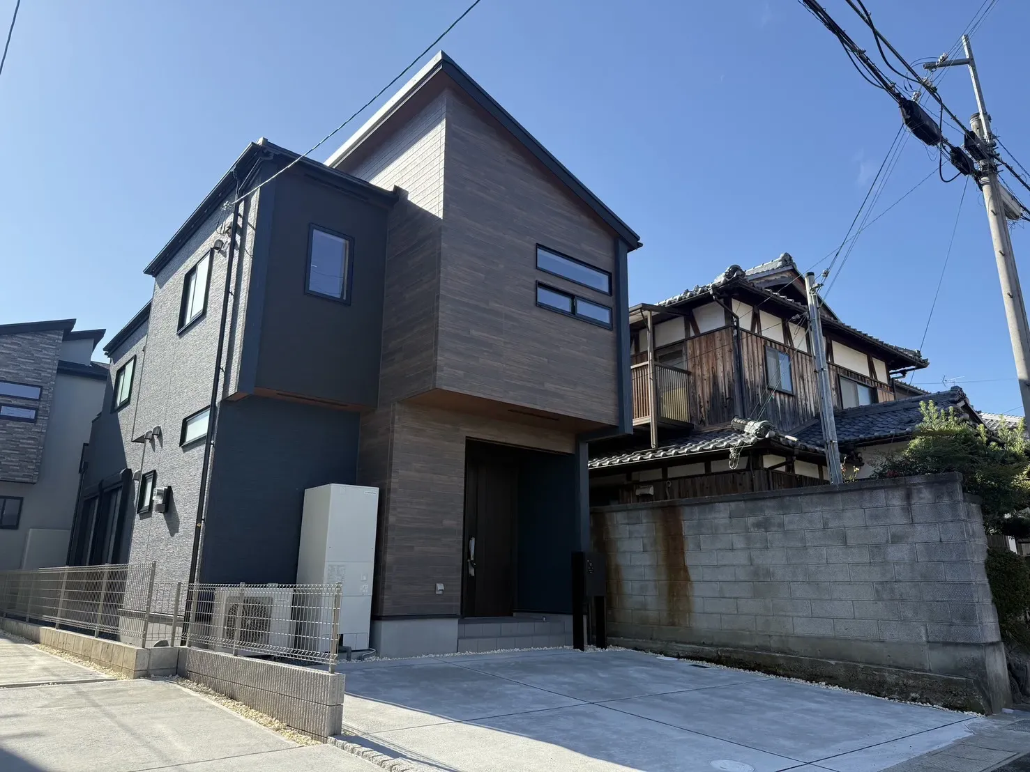 【現地外観】2025.11.15撮影
手前①号棟販売中