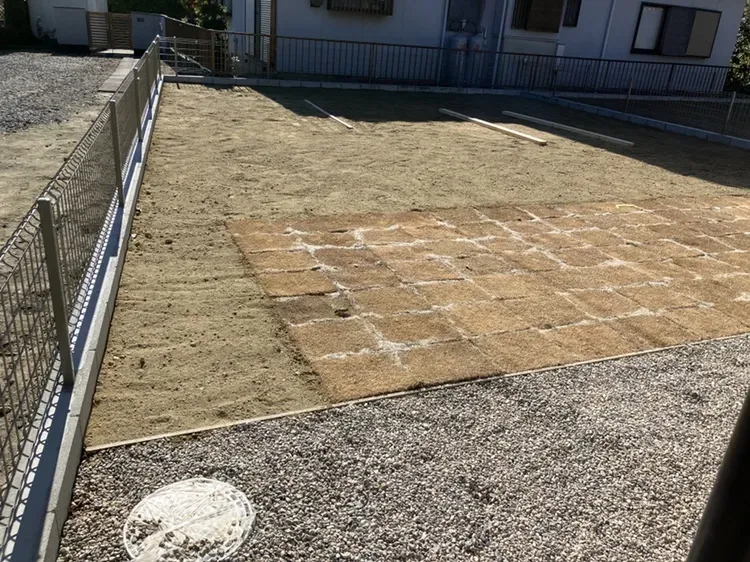 【庭(1号棟)】お子さまの外遊びやガーデニング、BBQまで楽しめる、視線が抜ける開放感あふれる庭空間。住まいに“広さ”だけでなく、“使い方の自由”をもたらします。