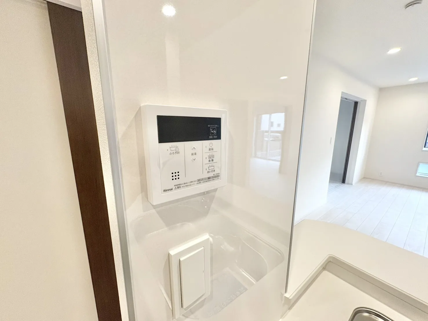 ☆キッチン横給湯器操作パネル☆