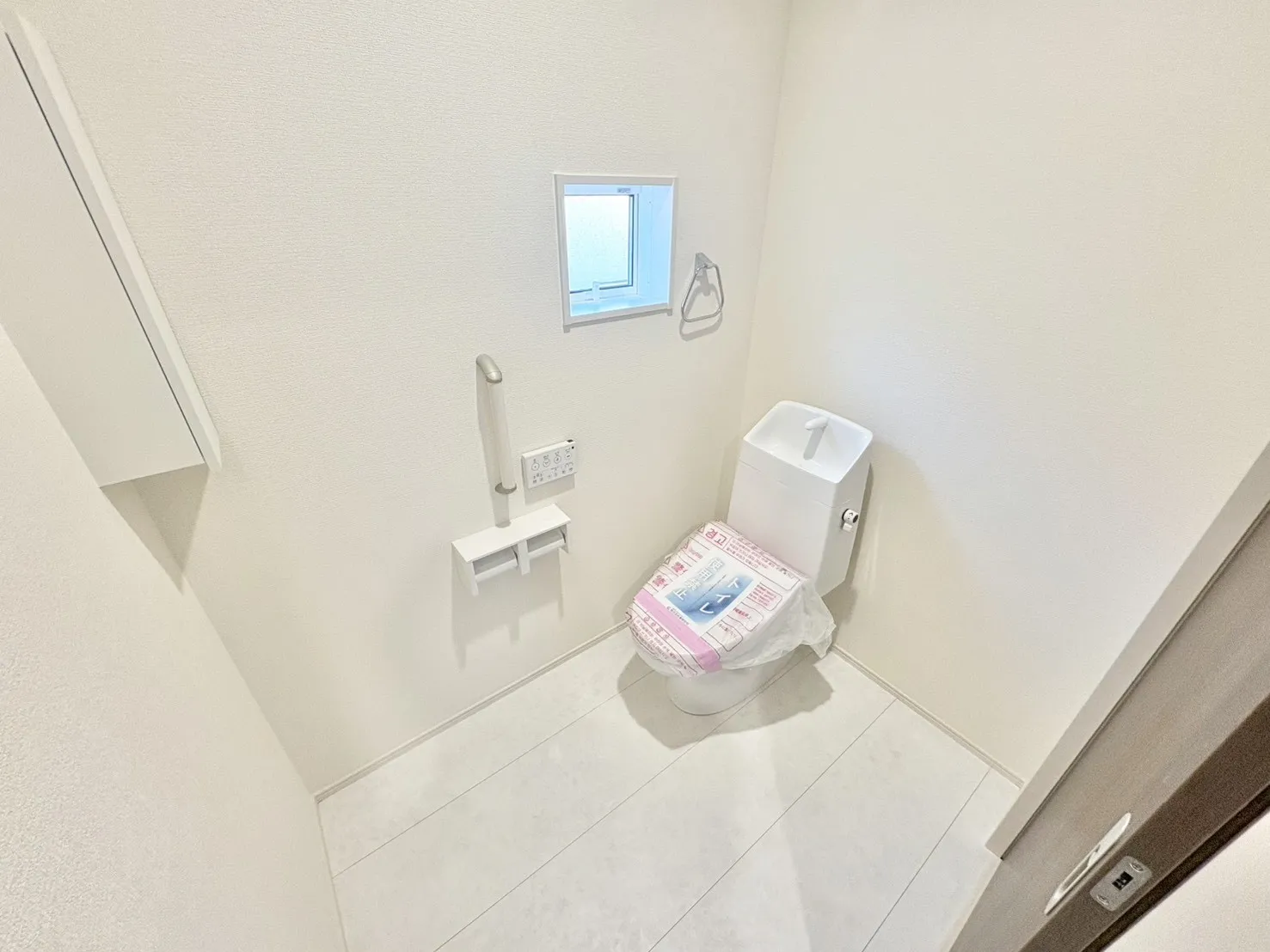 ☆東側トイレ☆