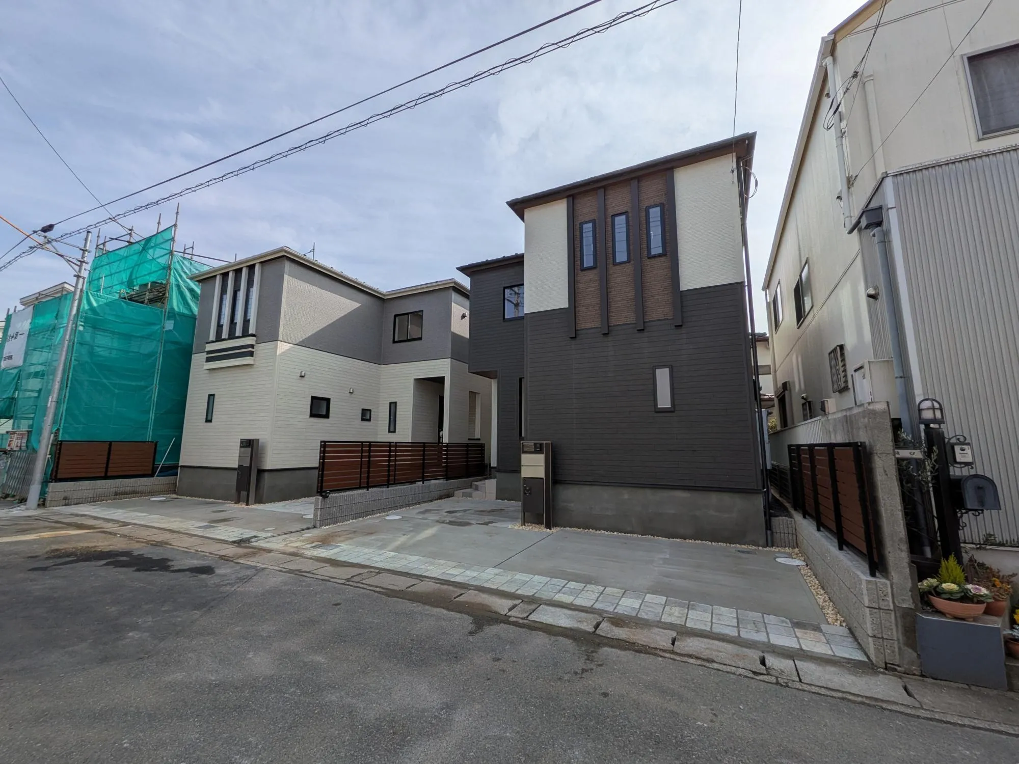 1、2号棟外観写真