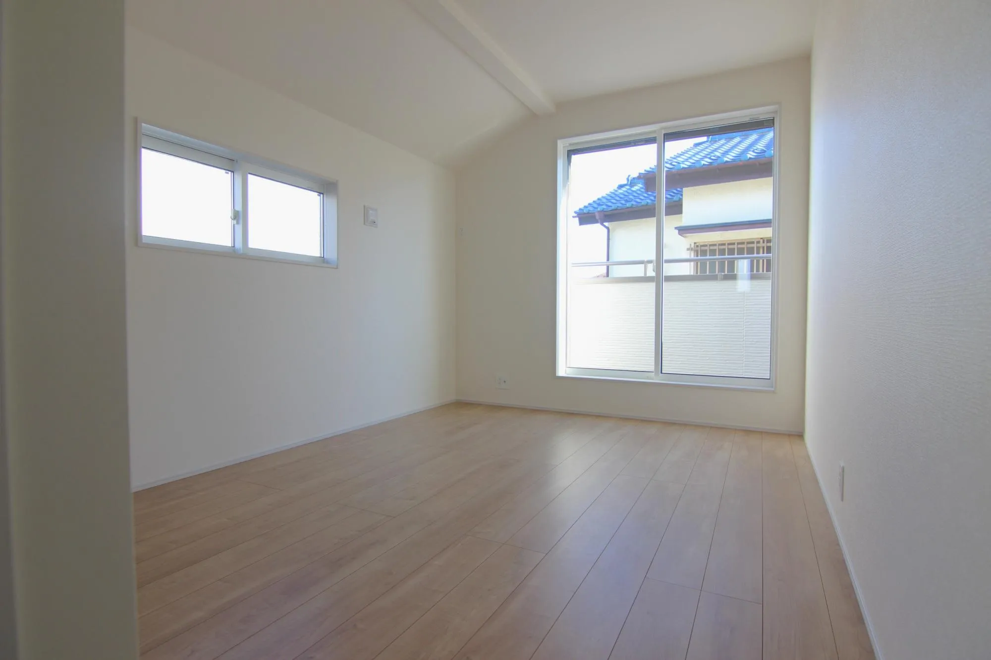 2F洋室WIC付き6帖②