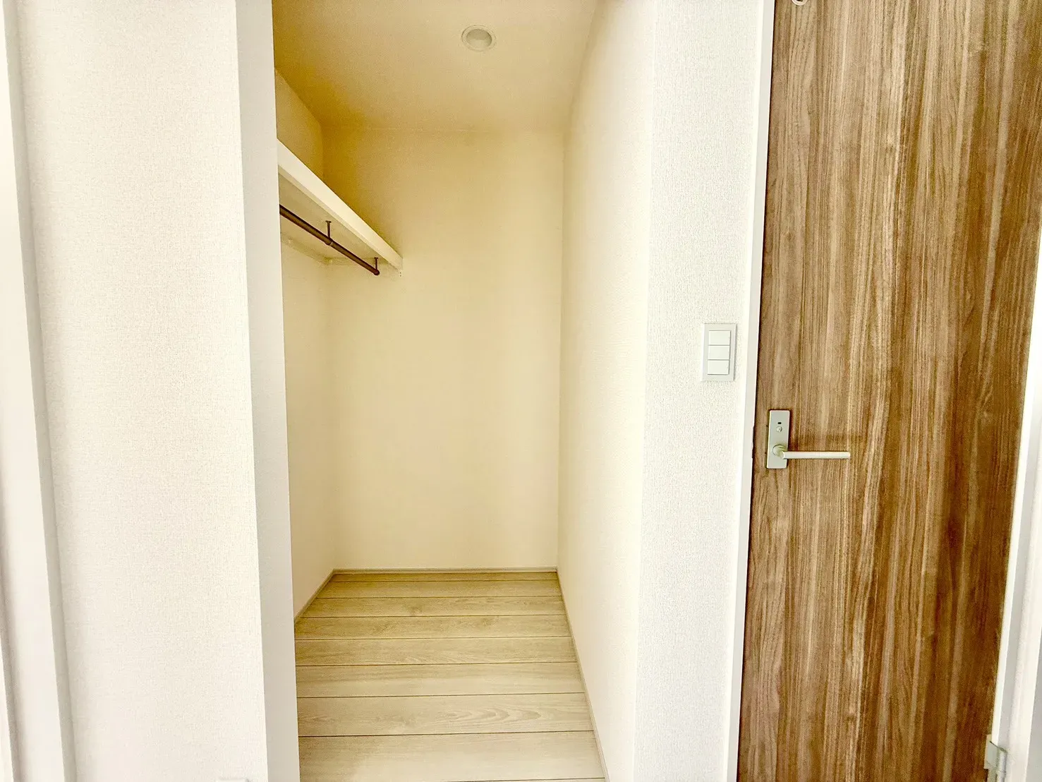 2階 ウォークインクローゼット