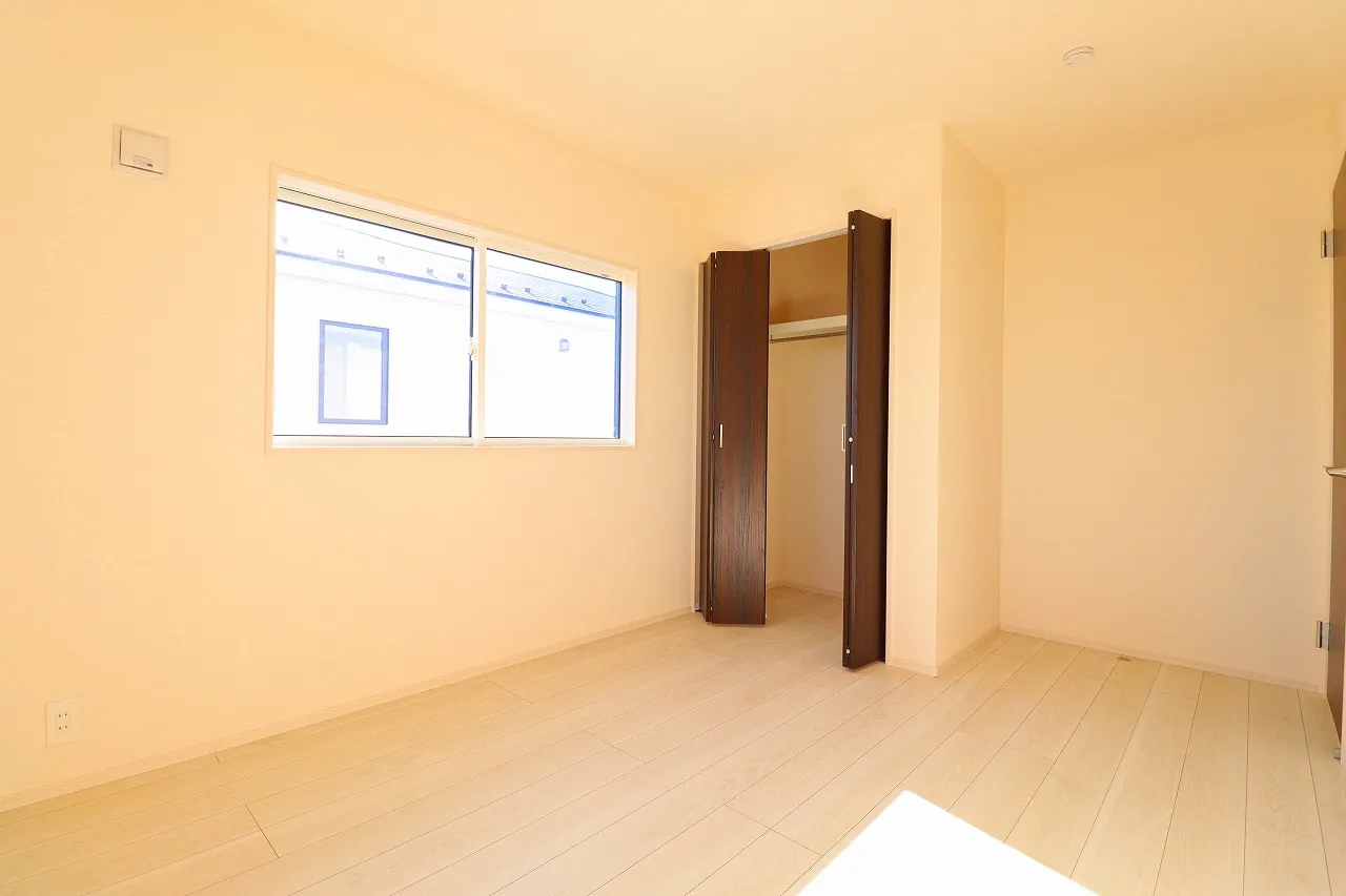 【4号棟洋室/6帖】