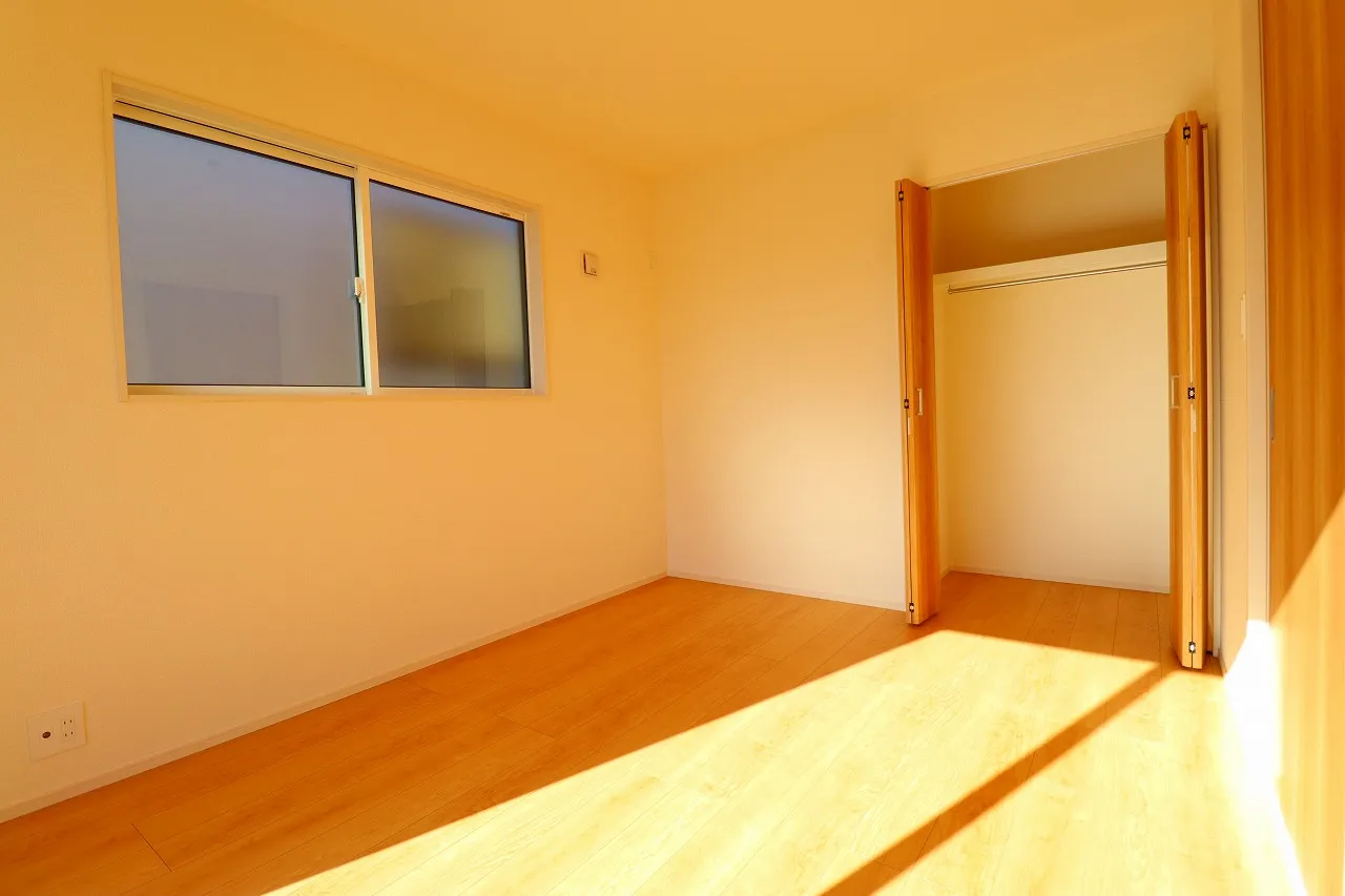 【6号棟洋室/6帖】