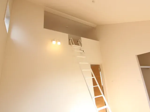 洋室7帖ロフト 2号棟