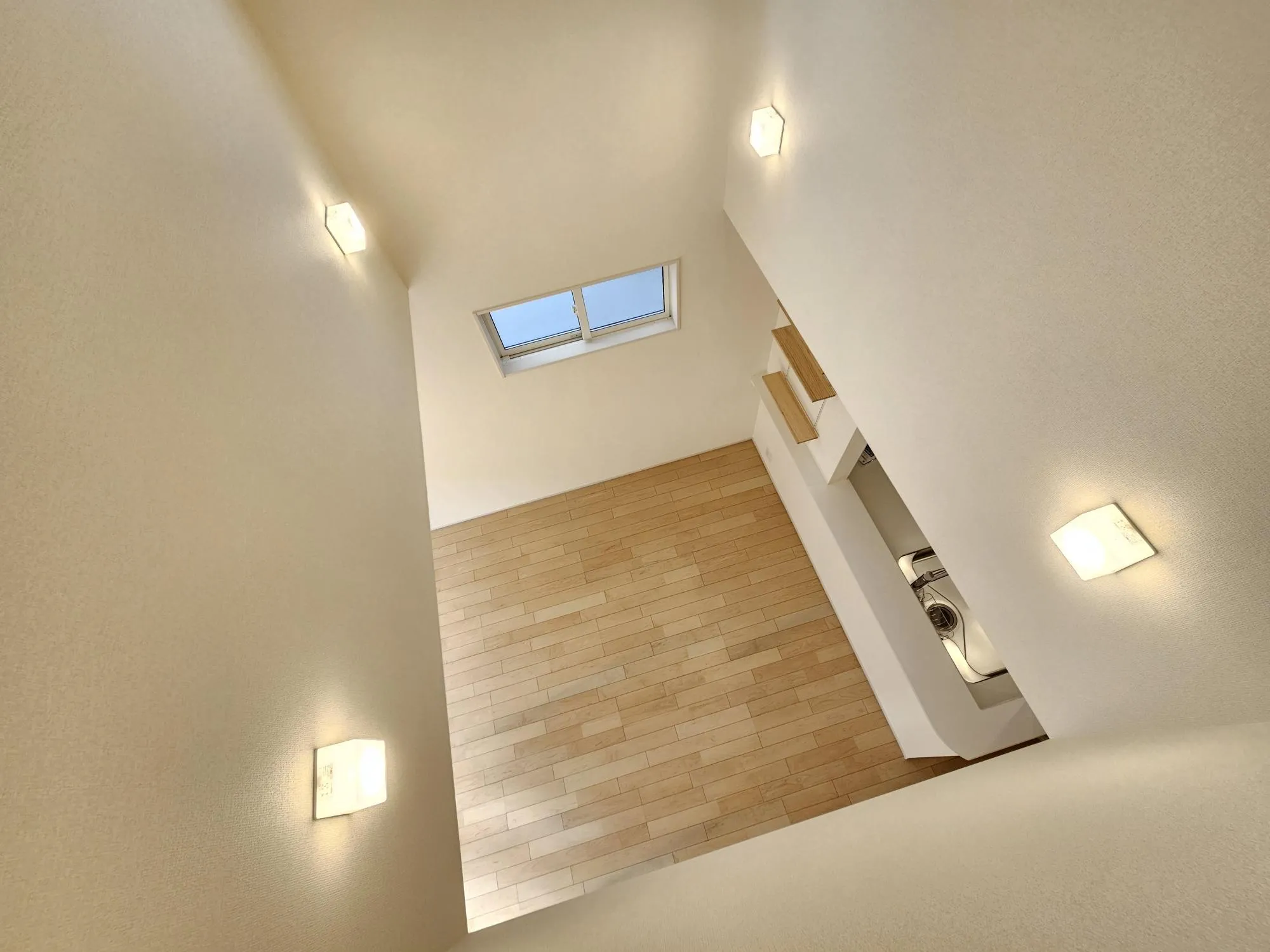 ダイニング上部吹き抜け