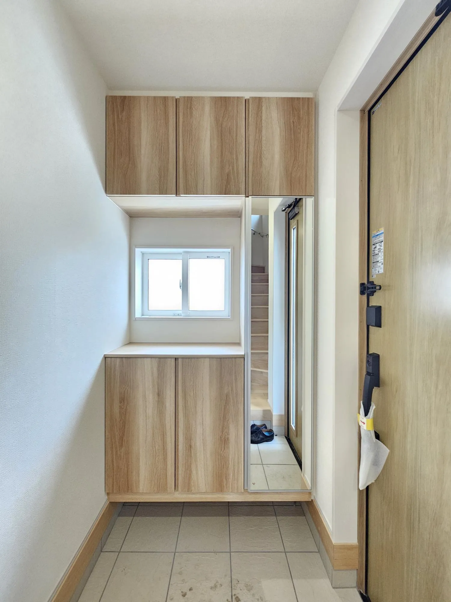 シューズボックス
