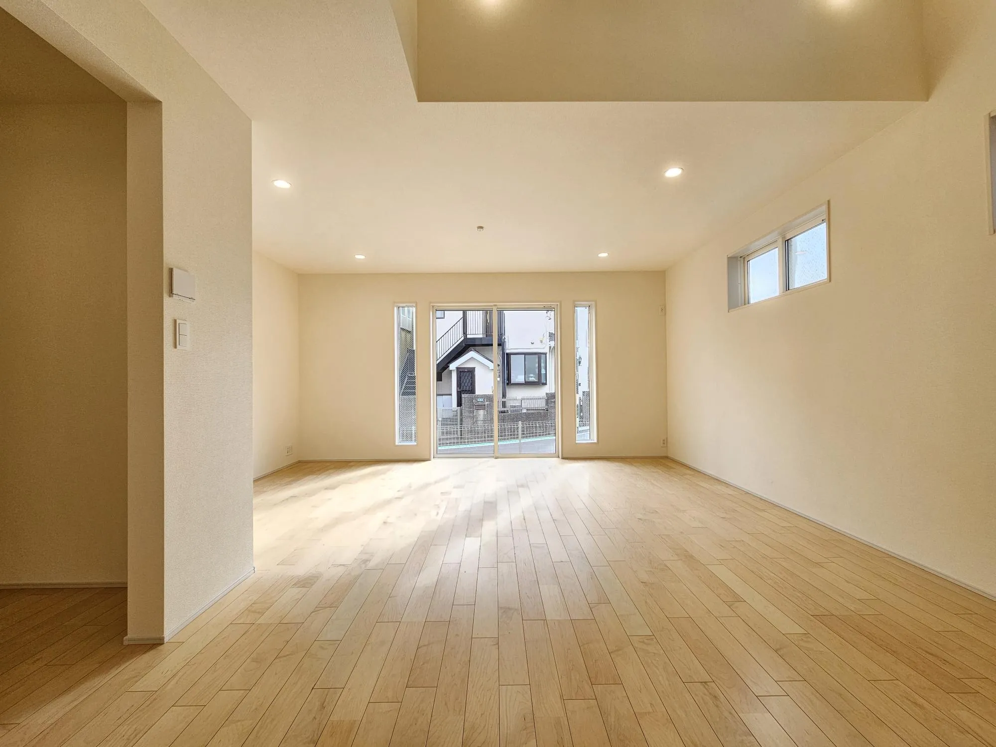 LDK(20.83帖)
※パントリー含む