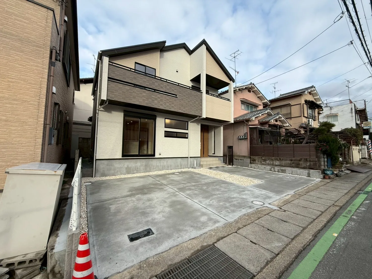 【外観 | 1号棟】