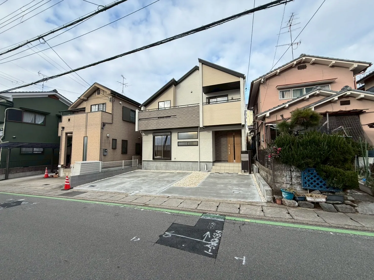 【外観 | 1号棟】