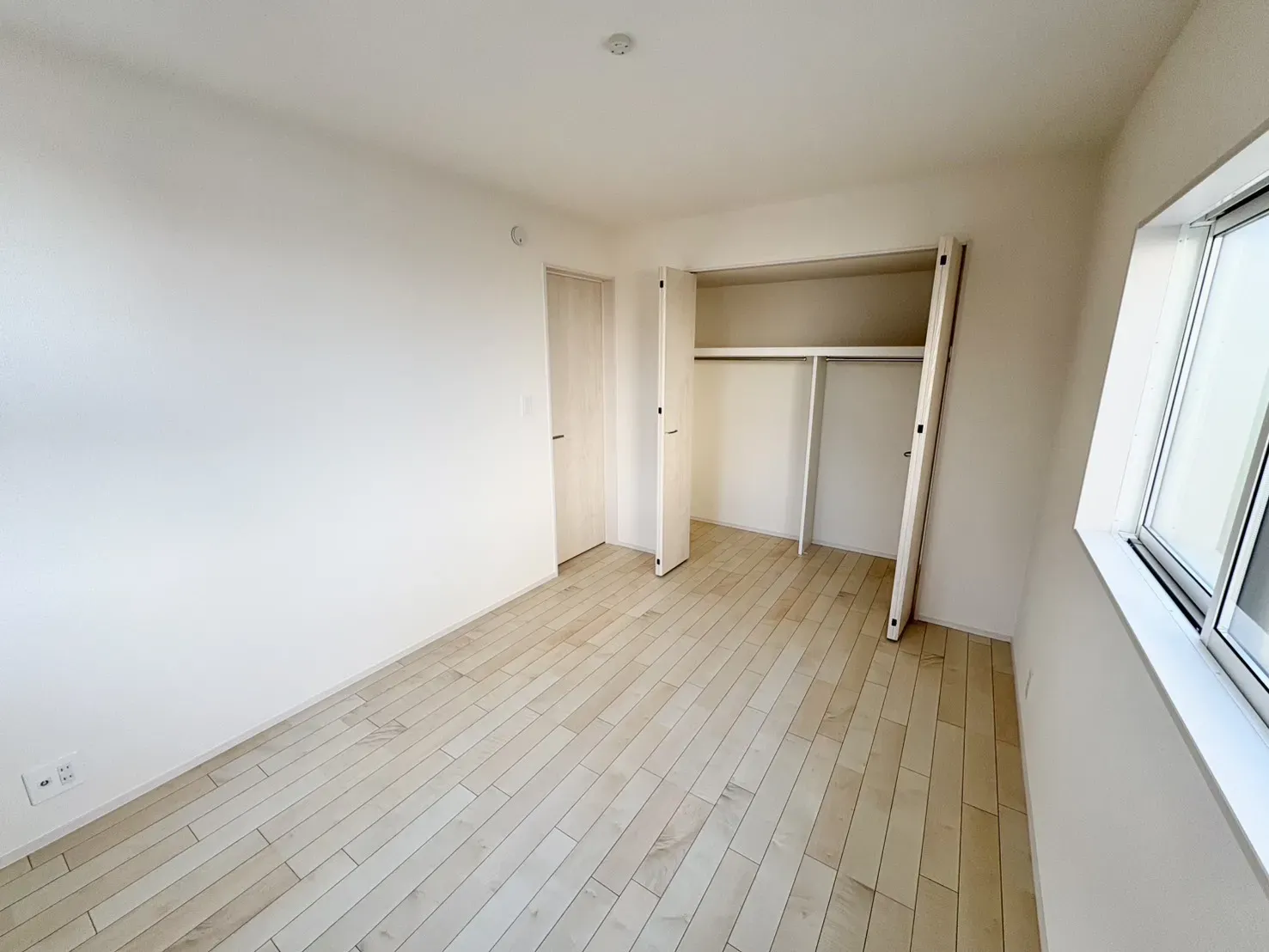 ☆2号棟　洋室6.0畳☆