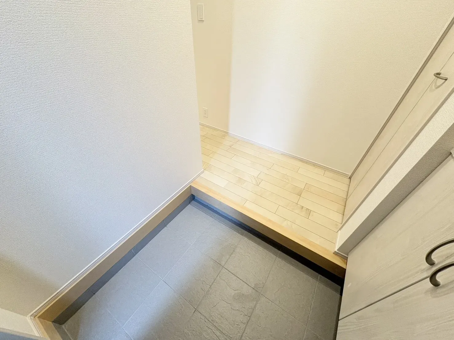 ☆2号棟　玄関☆