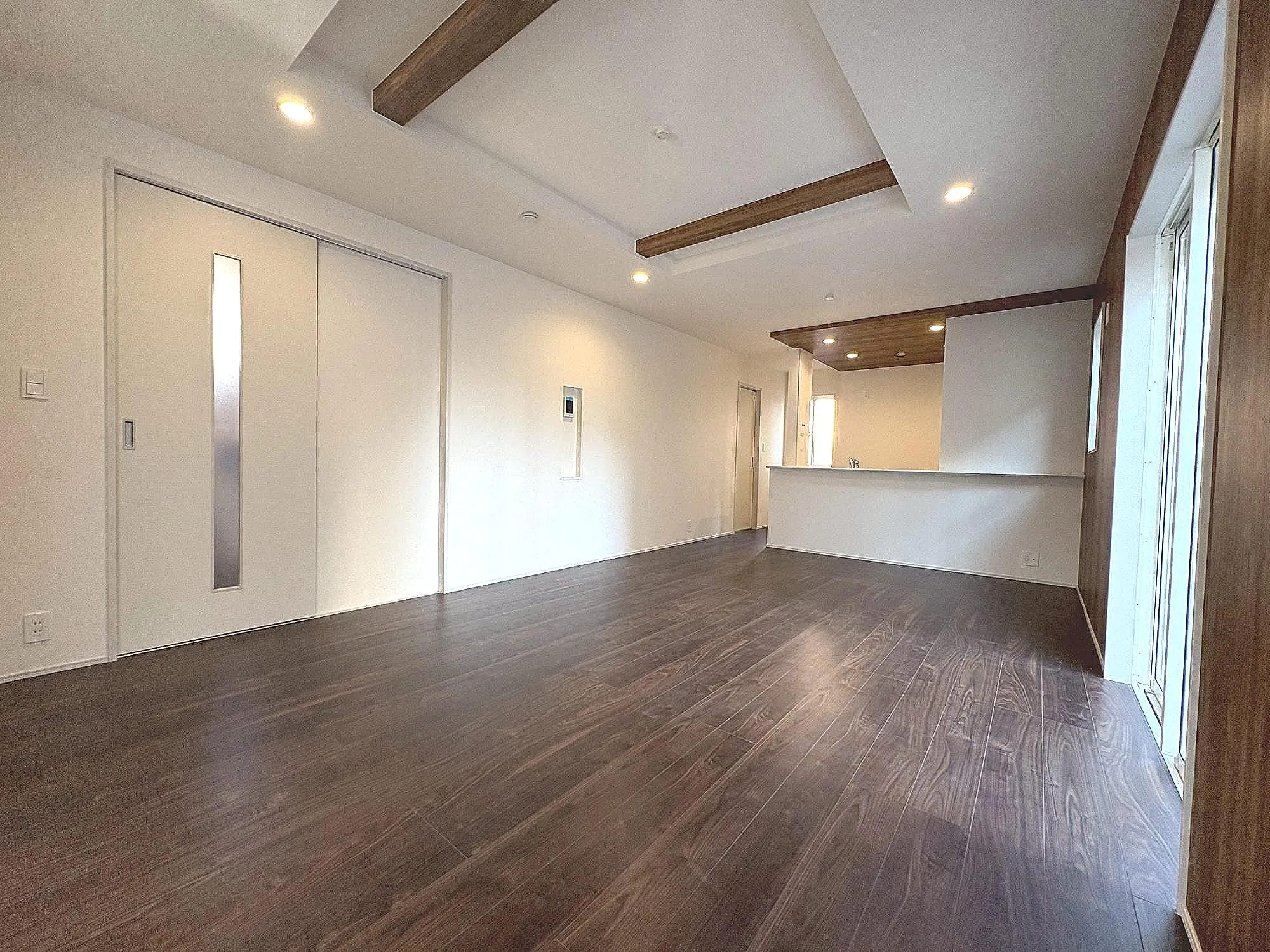 1号棟リビングダイニング