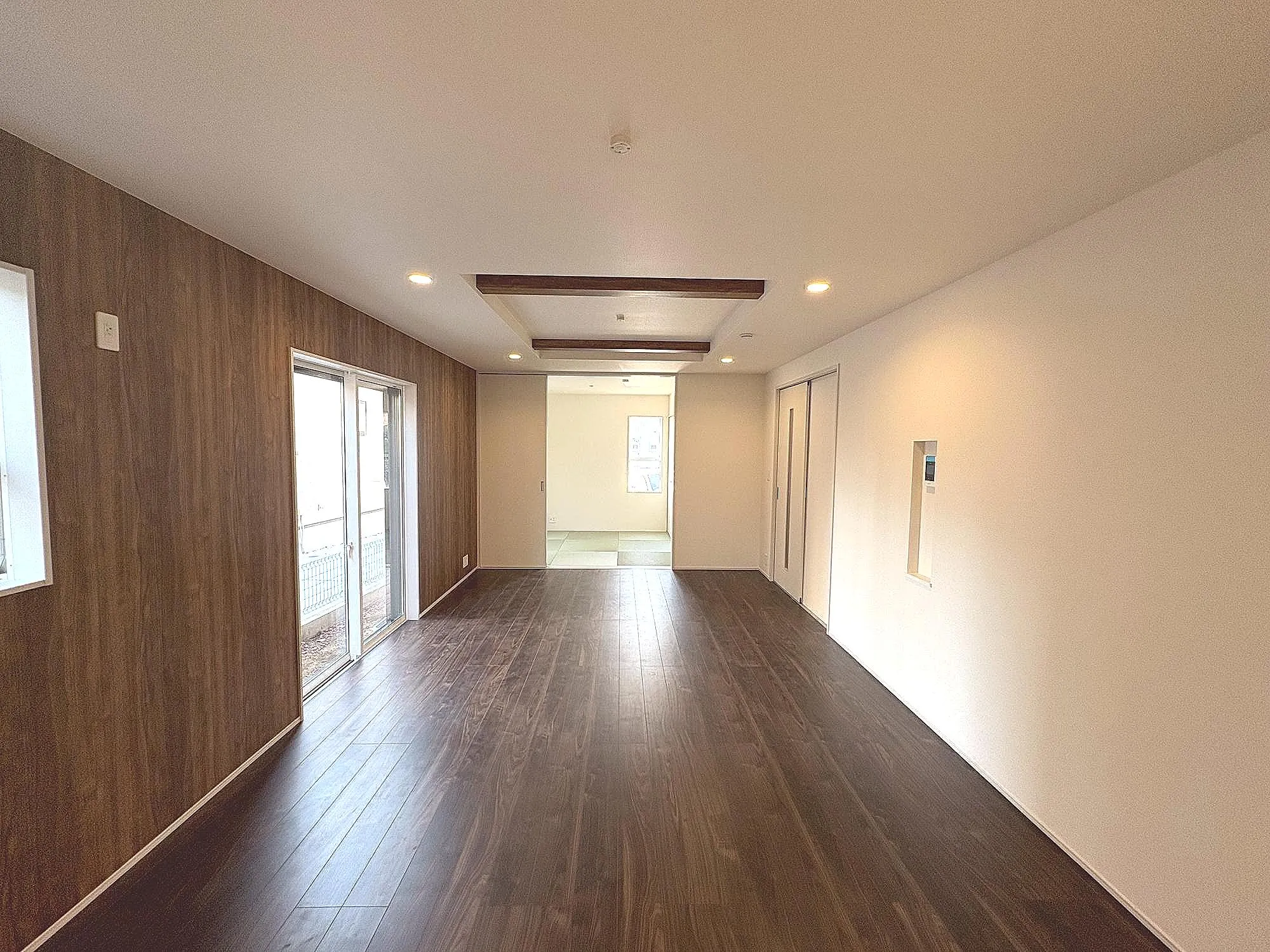 リビングが見渡せるキッチン(1号棟)