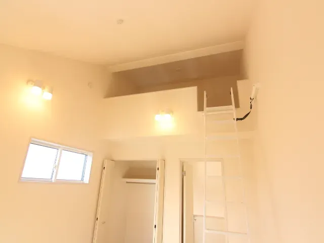 洋室7.0帖ロフト　1号棟